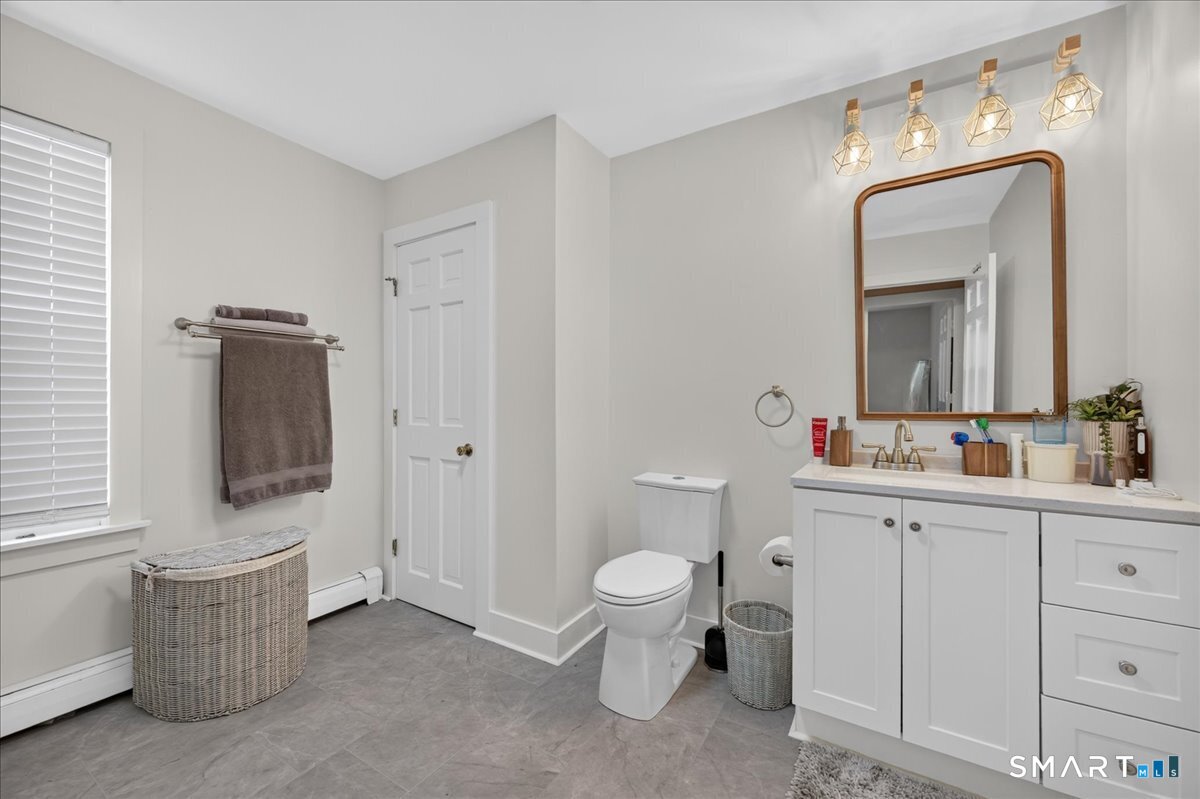 16 Starr Street, New London, CT 06320