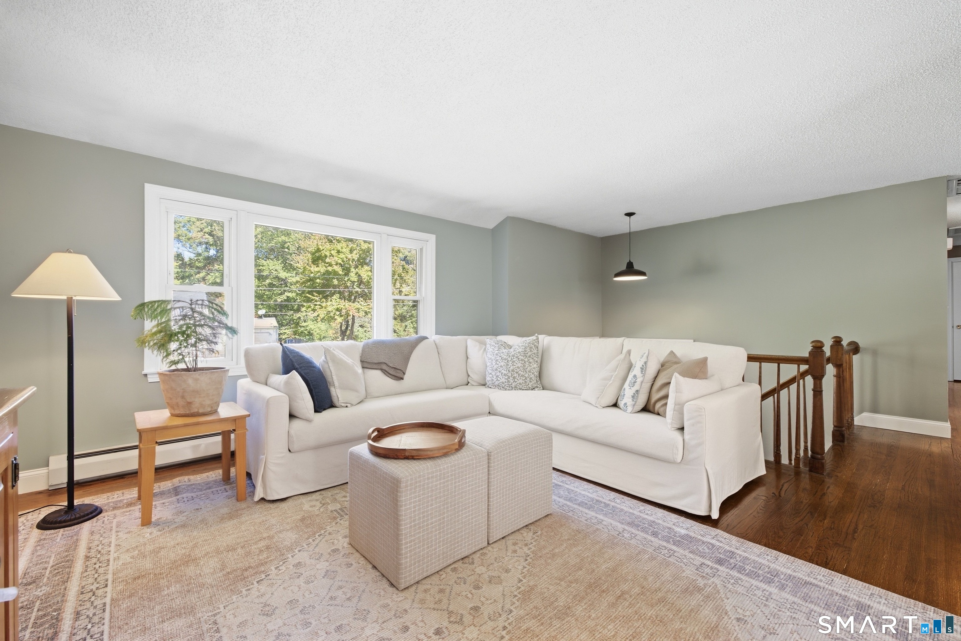 775 Overhill Drive photo 3