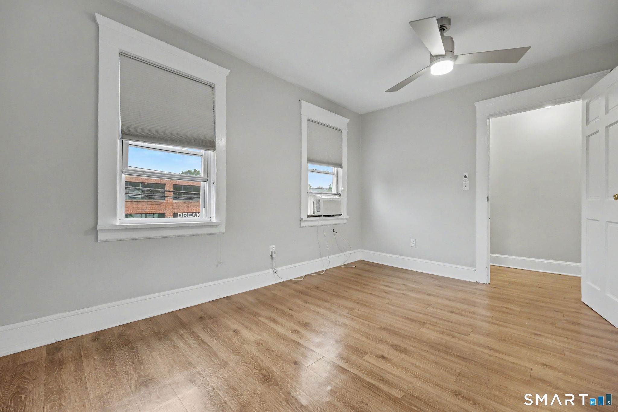 328 Main Avenue photo 19