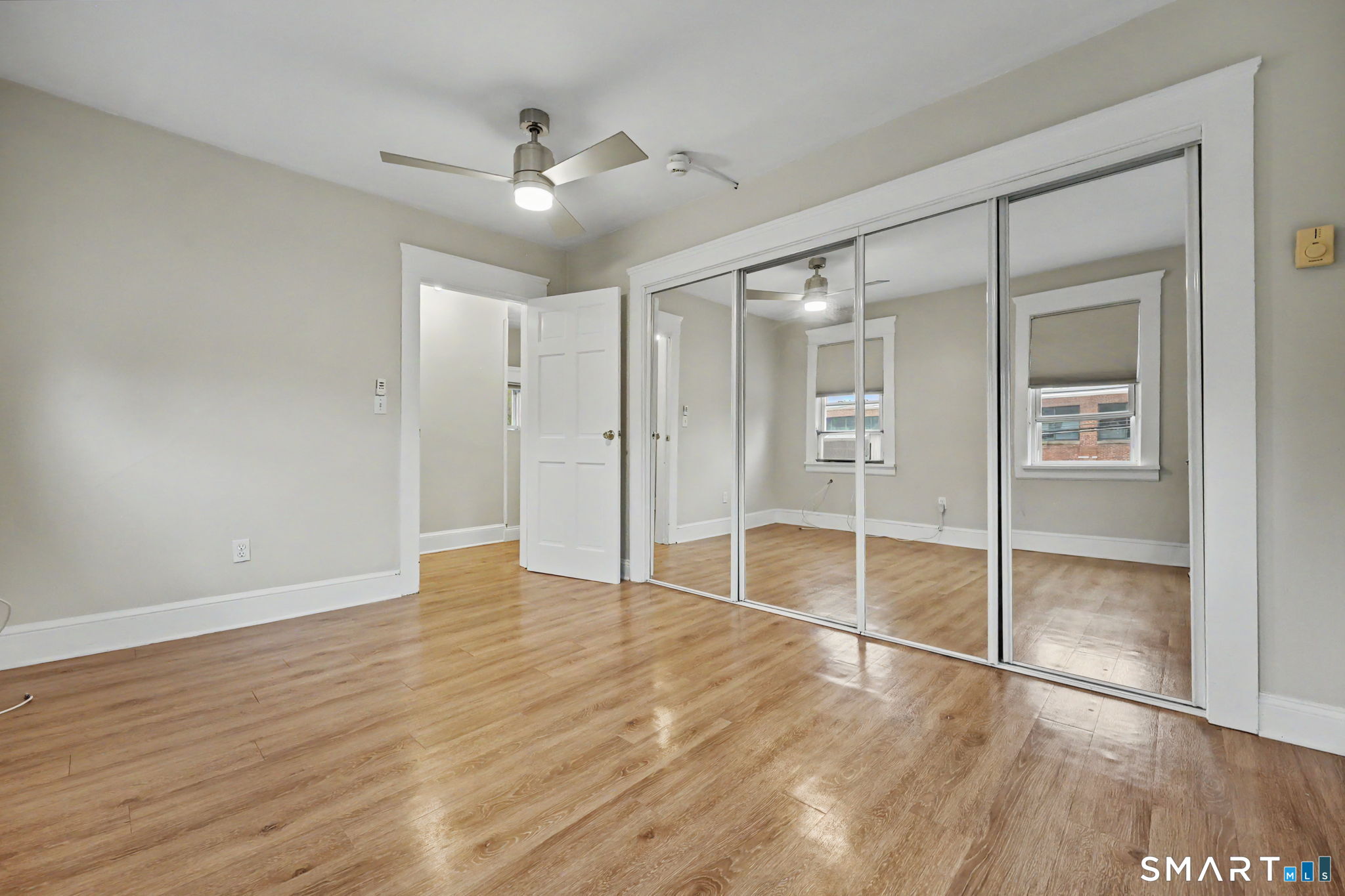 328 Main Avenue photo 20
