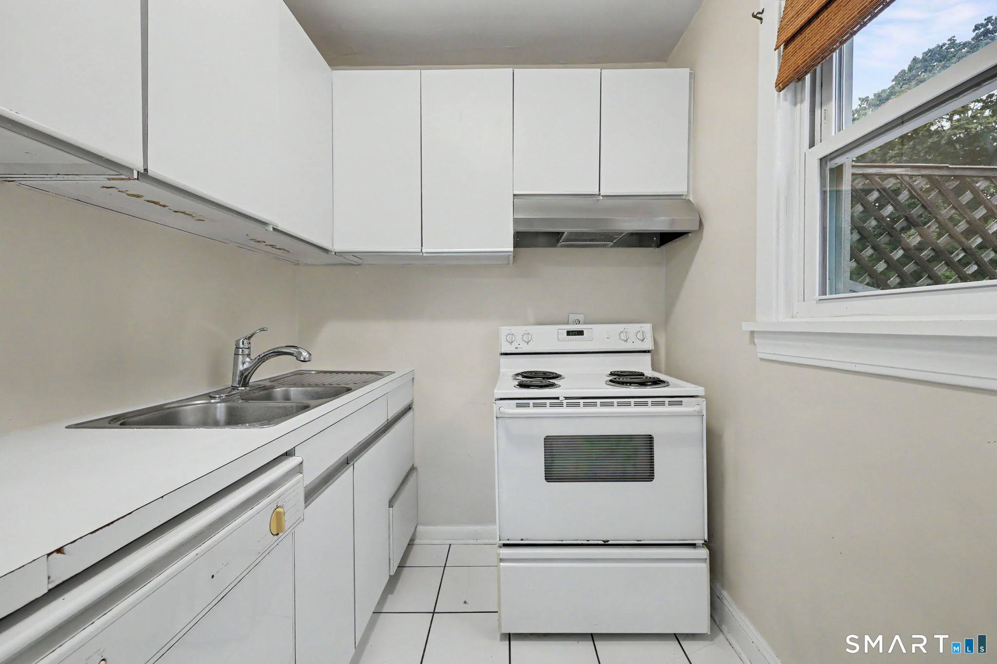 328 Main Avenue photo 25