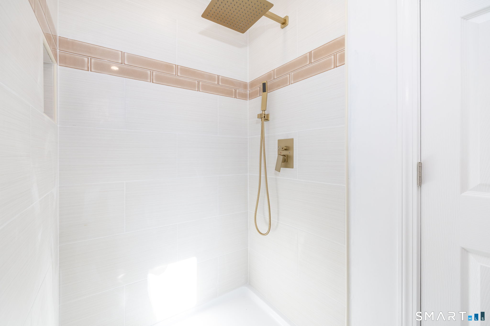 368 Charles Drive photo 23