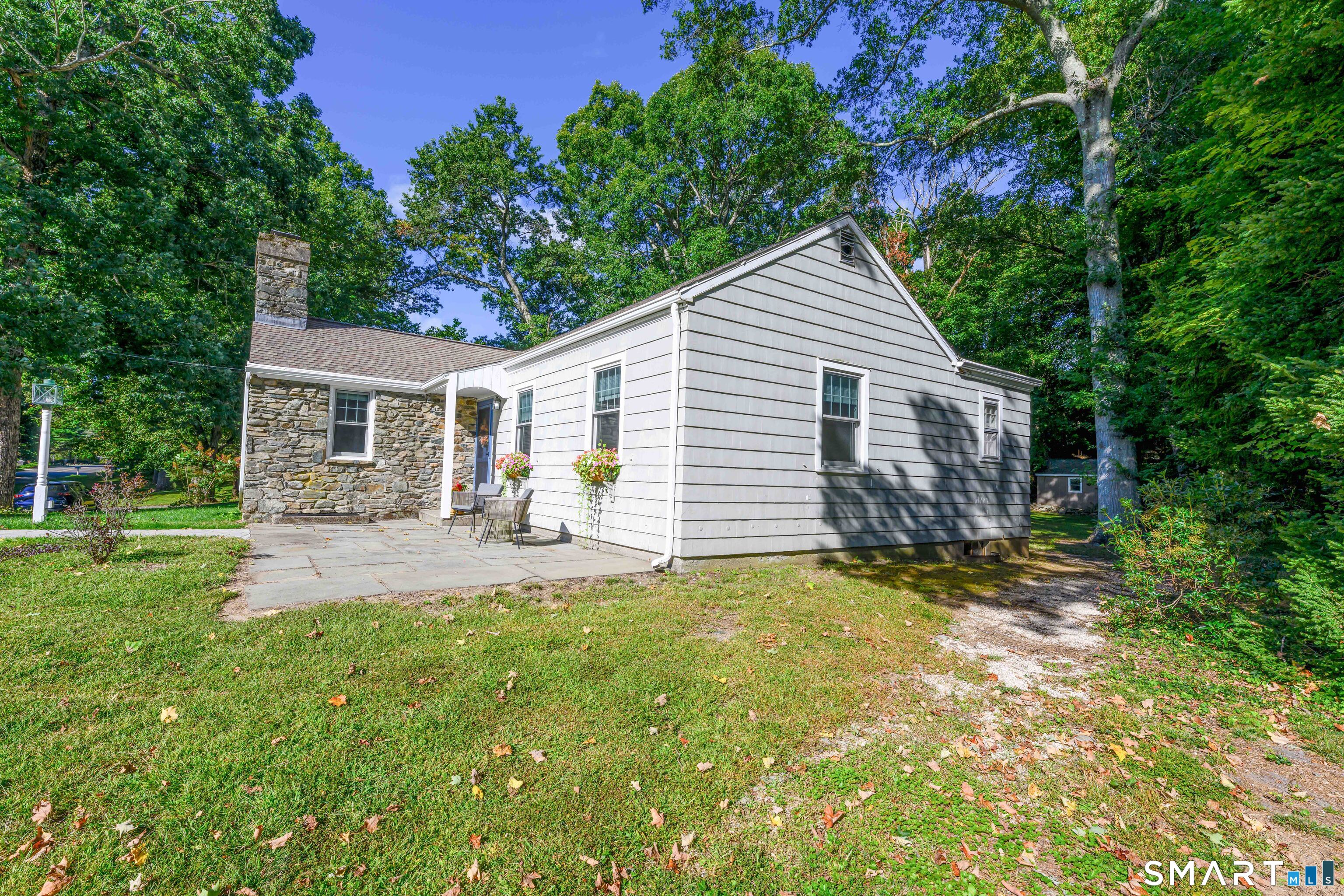 197 Old Tavern Road photo 2