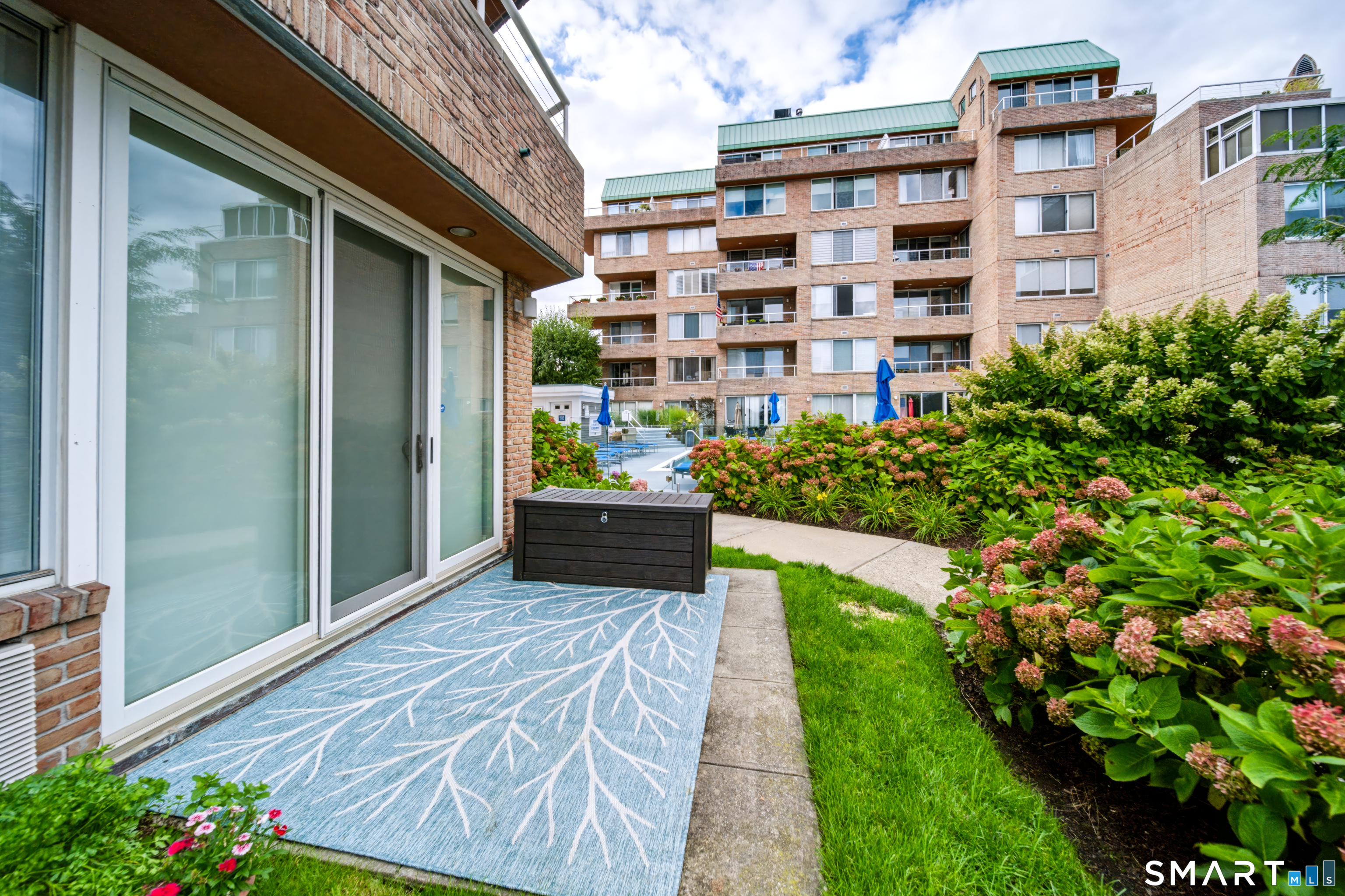98 Southfield Avenue Unit #101 photo 27