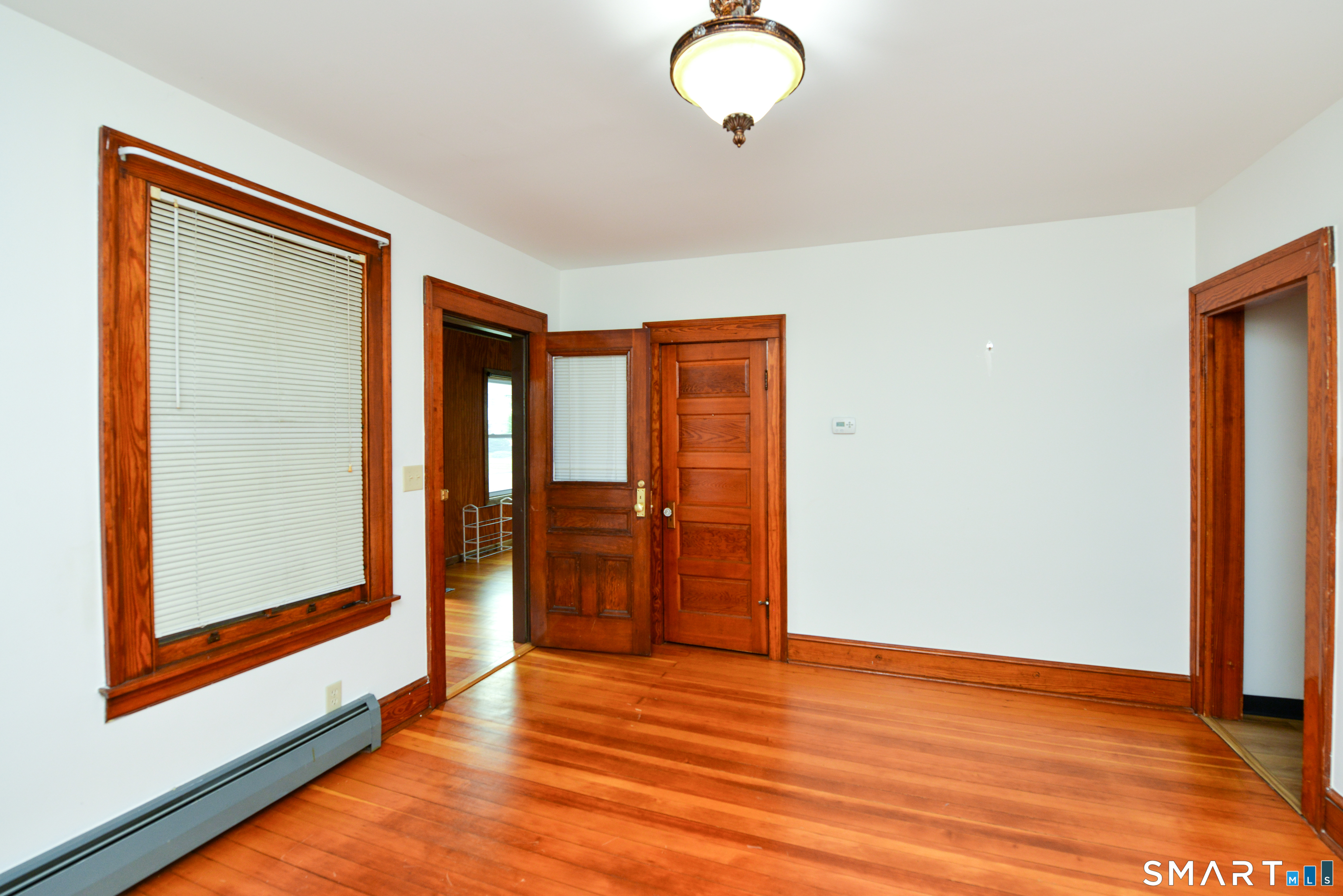 33 Zipp Avenue photo 16
