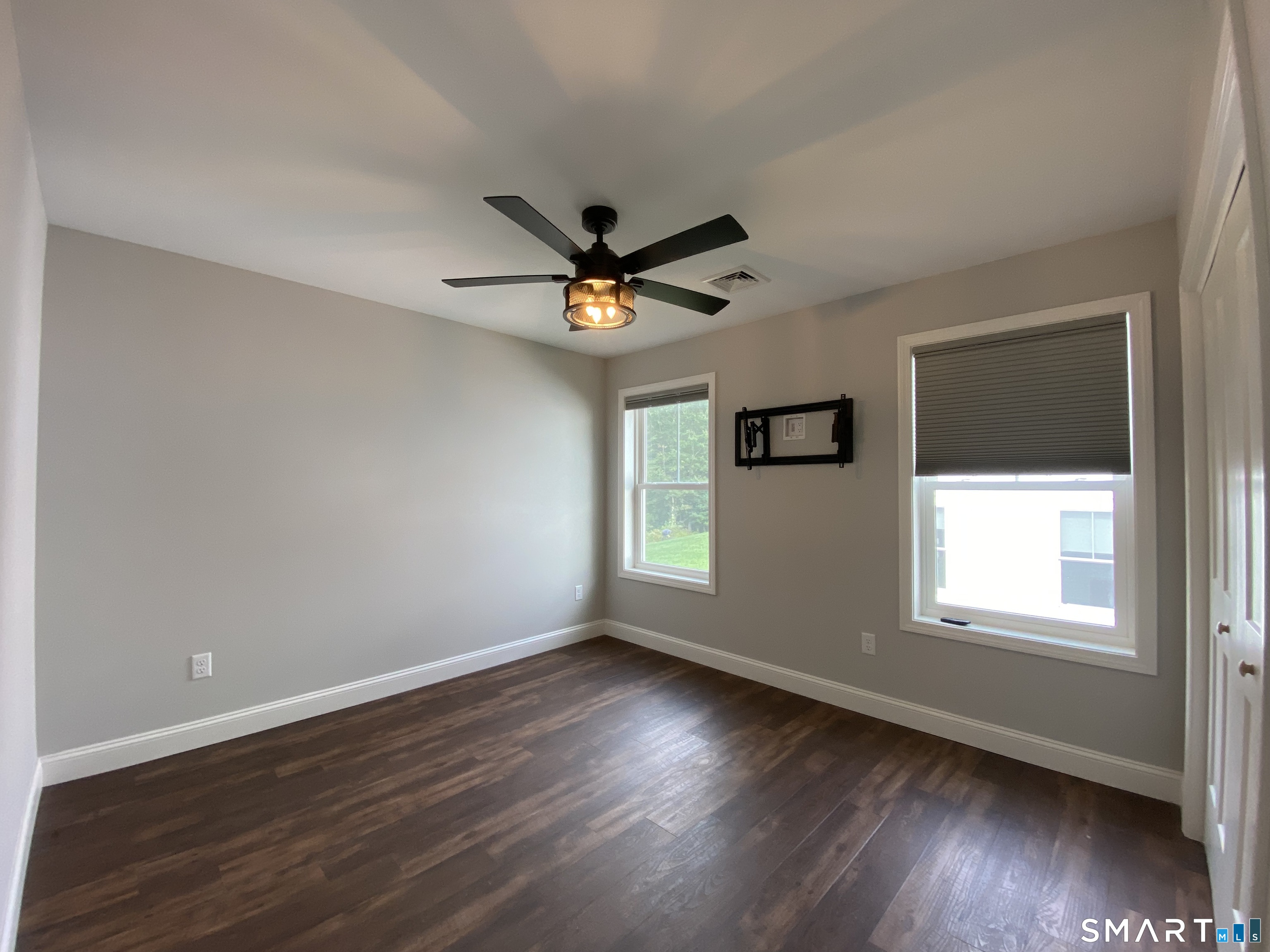 15 Jordan Lane photo 17
