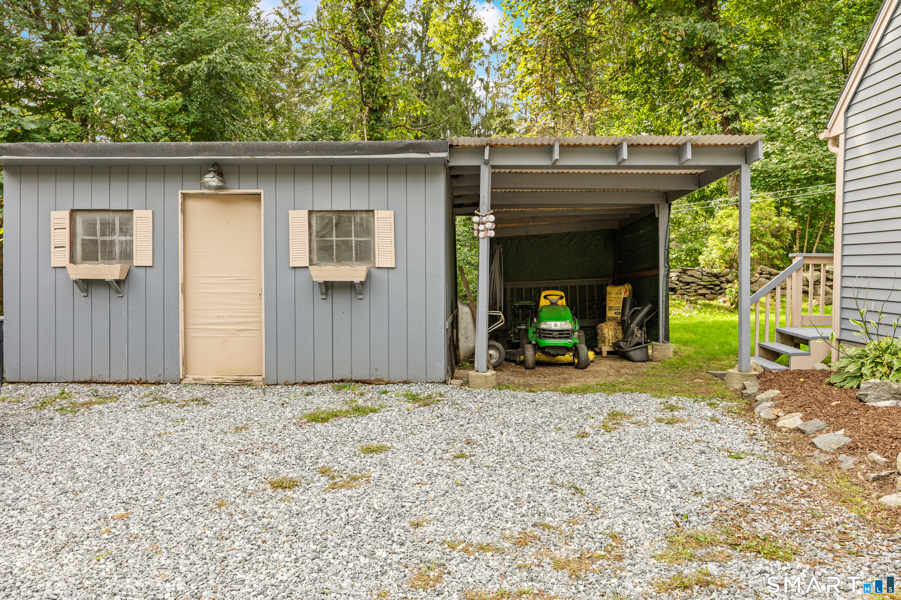 66 Cook Lane photo 32