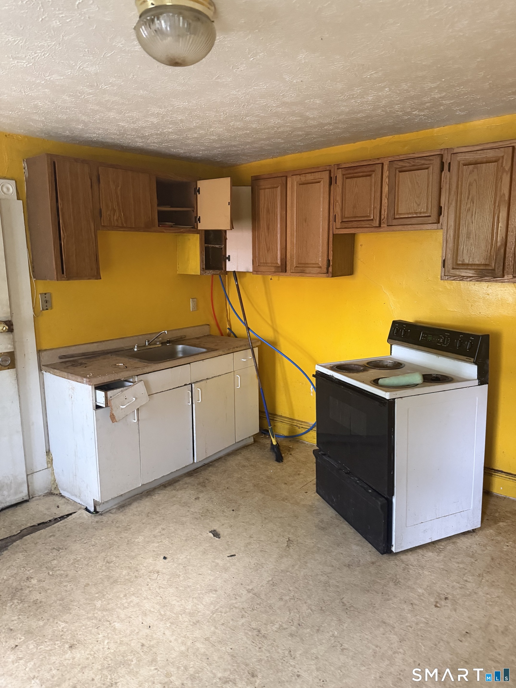 Upper Albany, Hartford, CT 06112