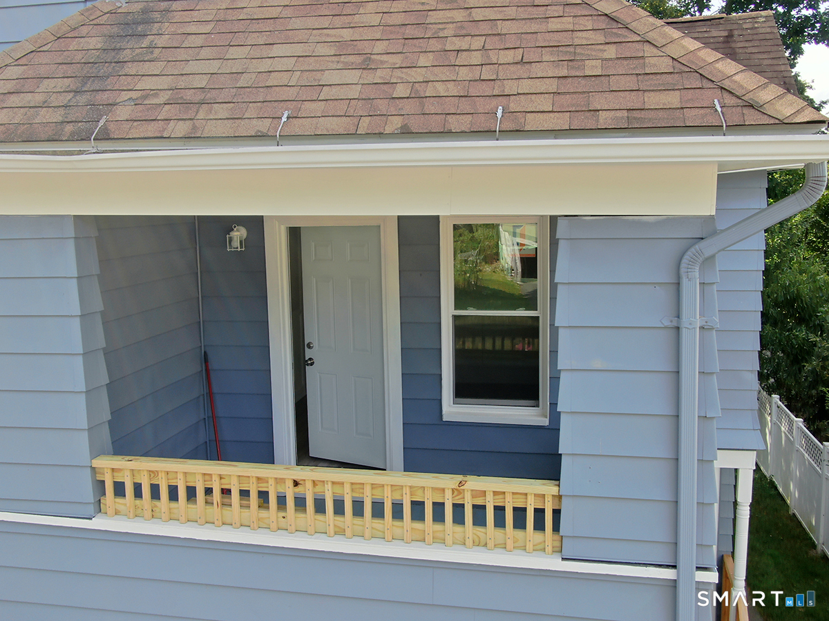 216 East Pearl Street photo 2