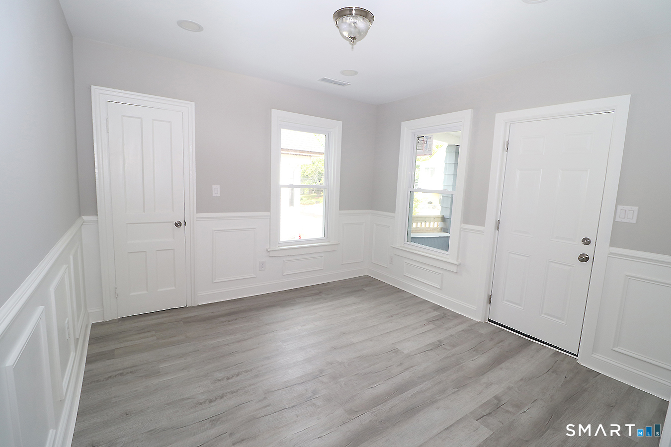 216 East Pearl Street photo 3