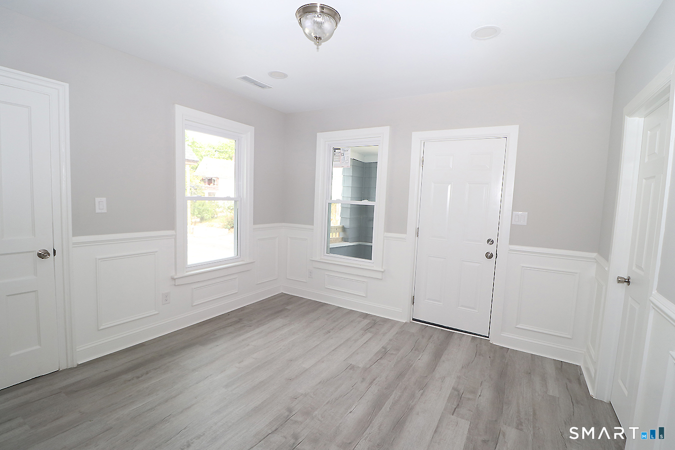 216 East Pearl Street photo 5