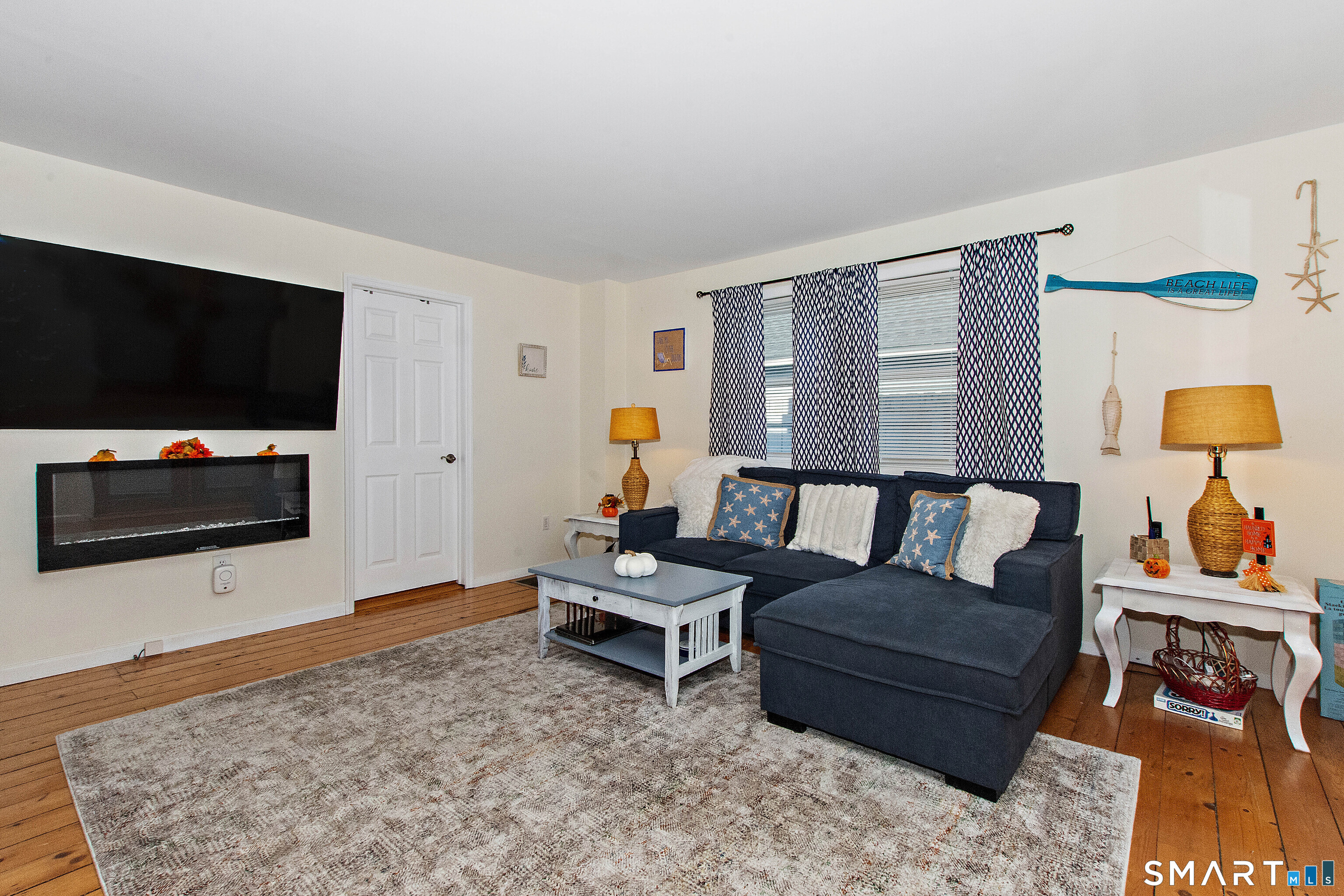 29 Prospect Avenue, Crescent Beach, East Lyme, CT 06357