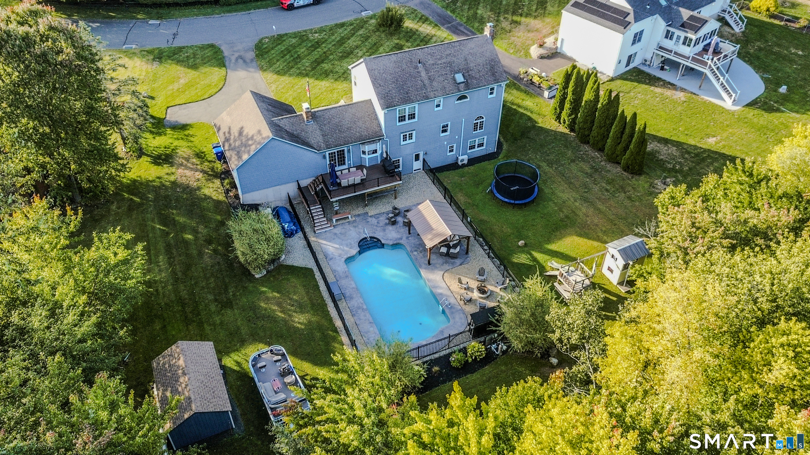 25 Devine Road photo 3