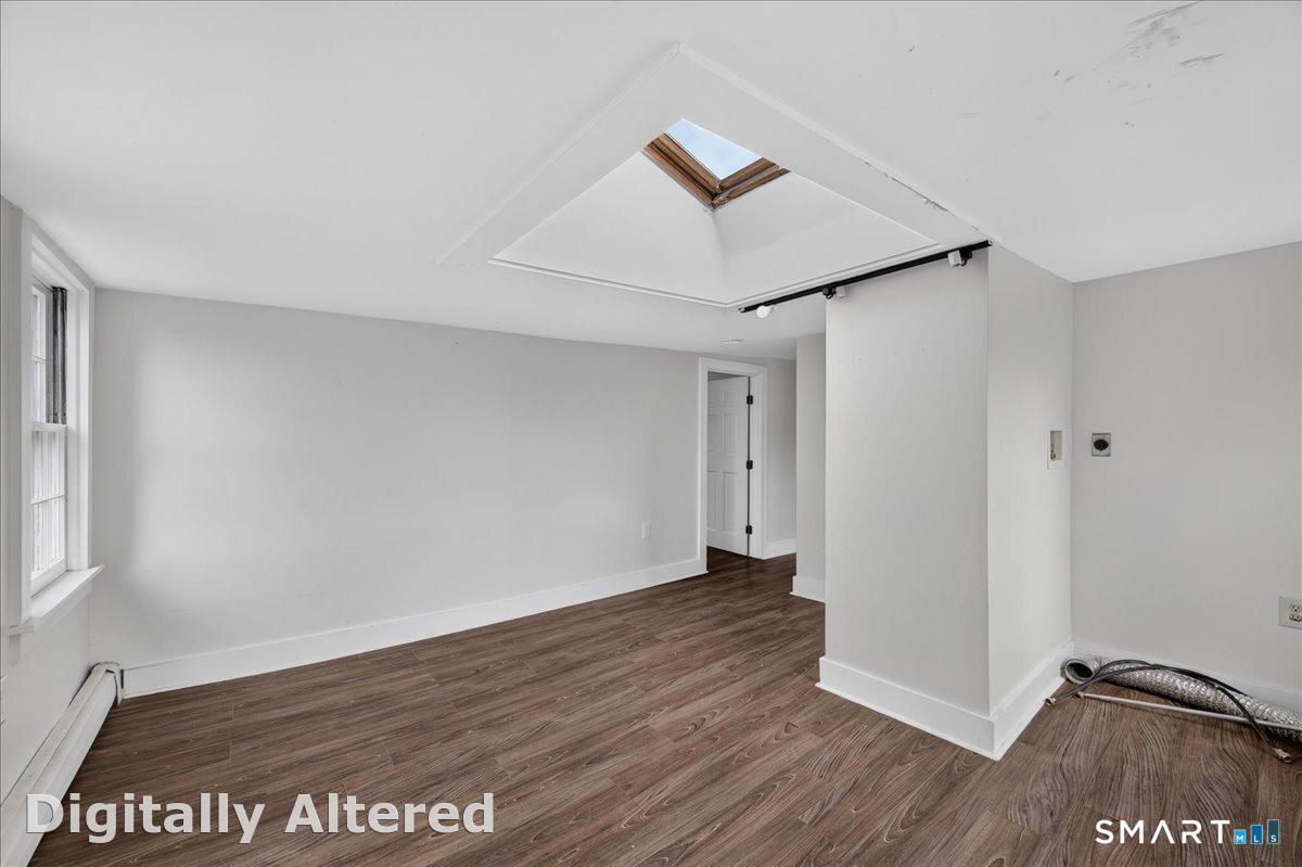 16 Starr Street, New London, CT 06320