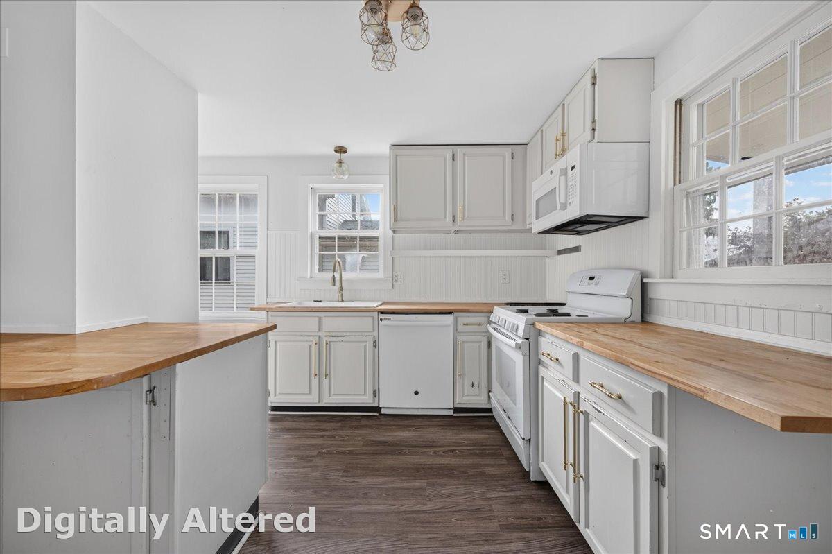 16 Starr Street, New London, CT 06320
