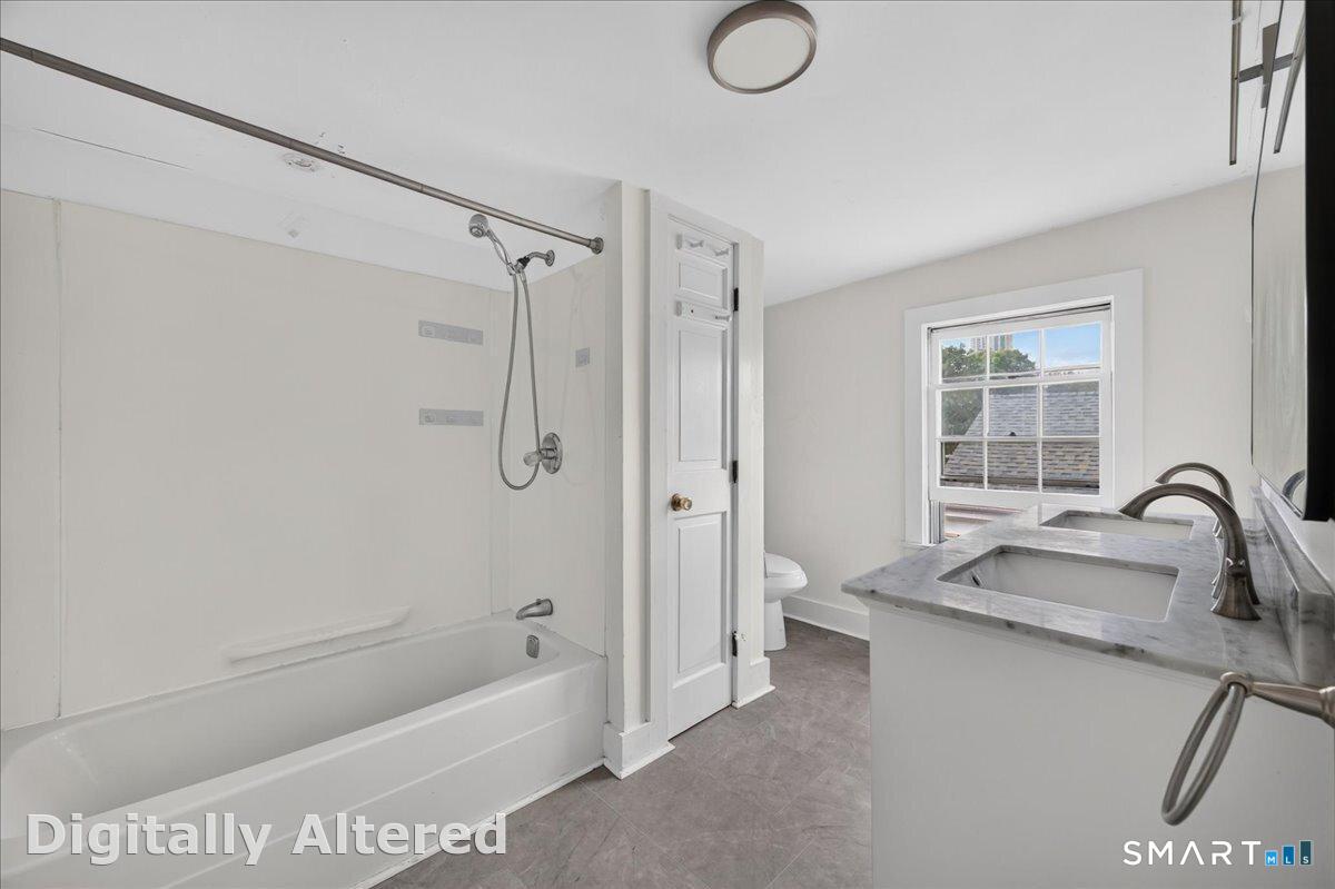 16 Starr Street, New London, CT 06320