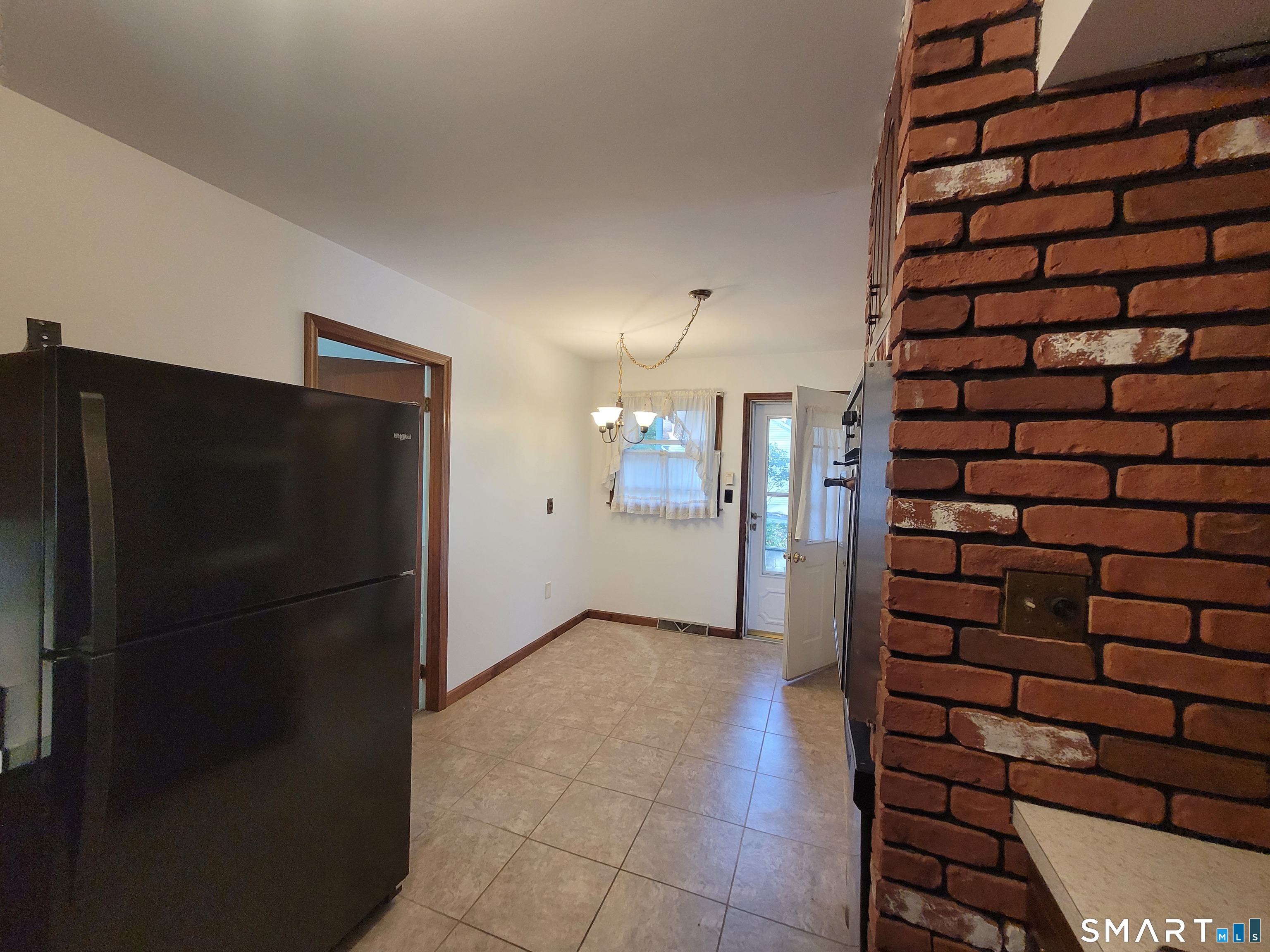 5 Laurel Drive photo 10
