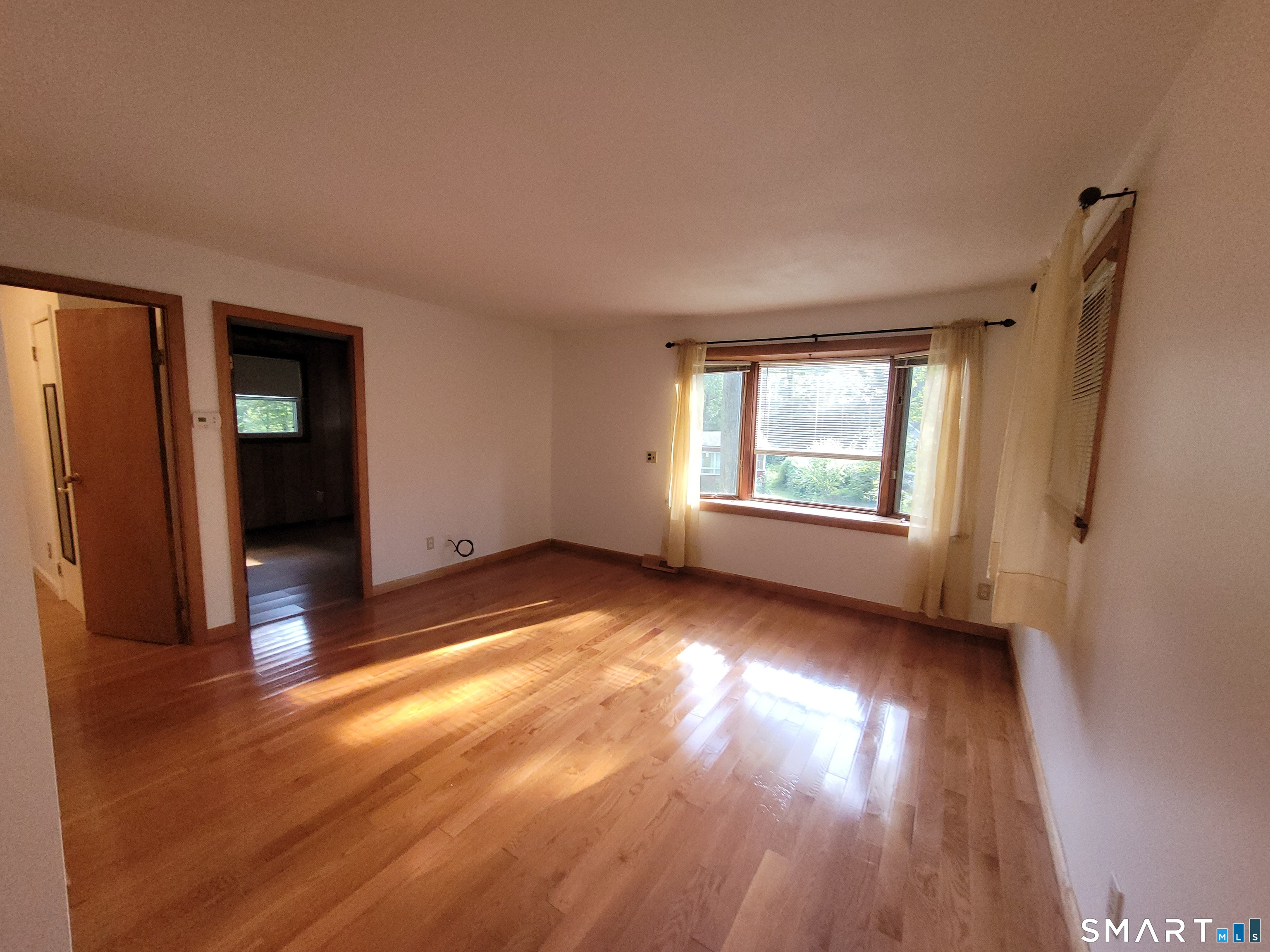 5 Laurel Drive photo 5