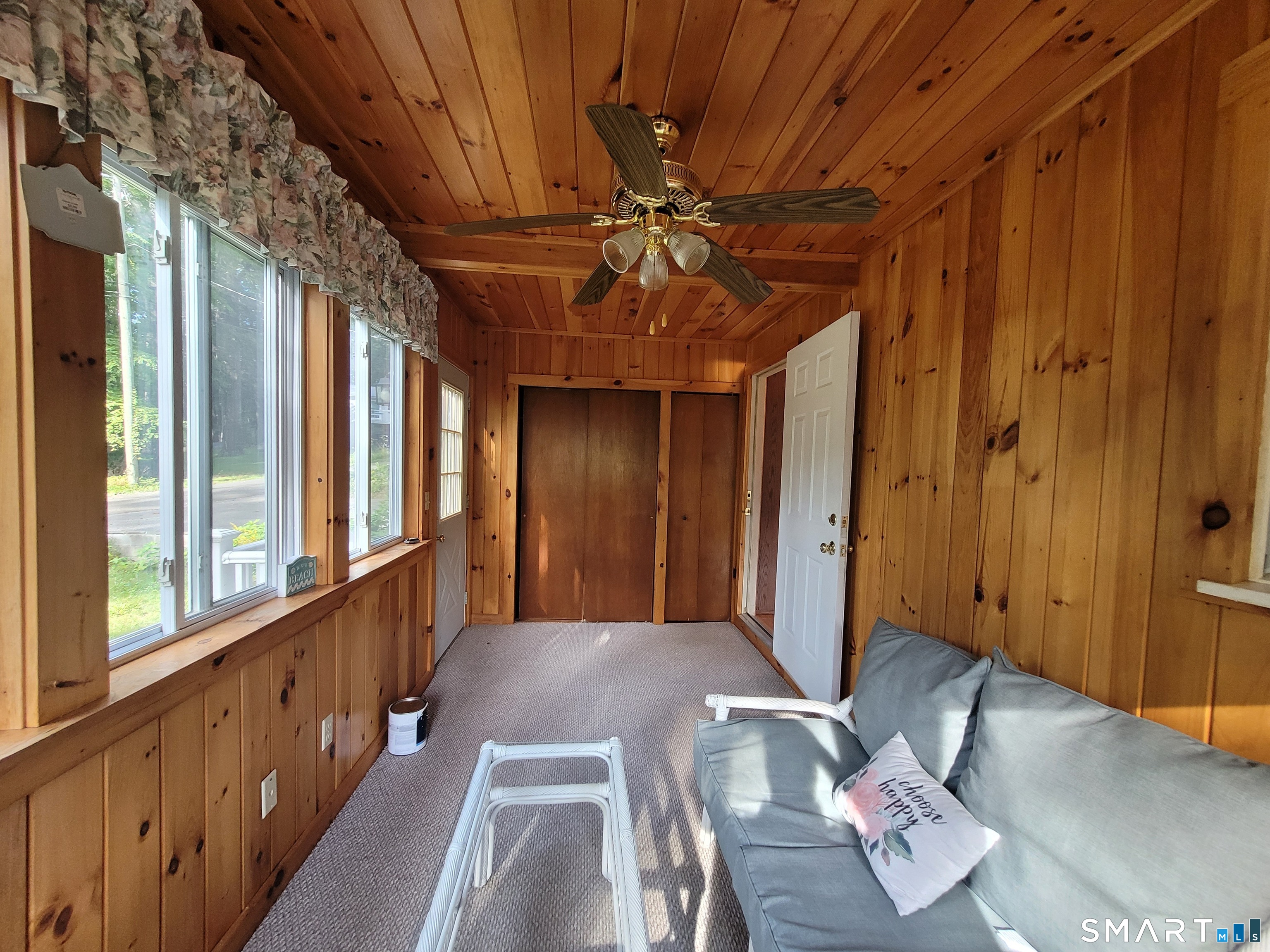 5 Laurel Drive photo 4