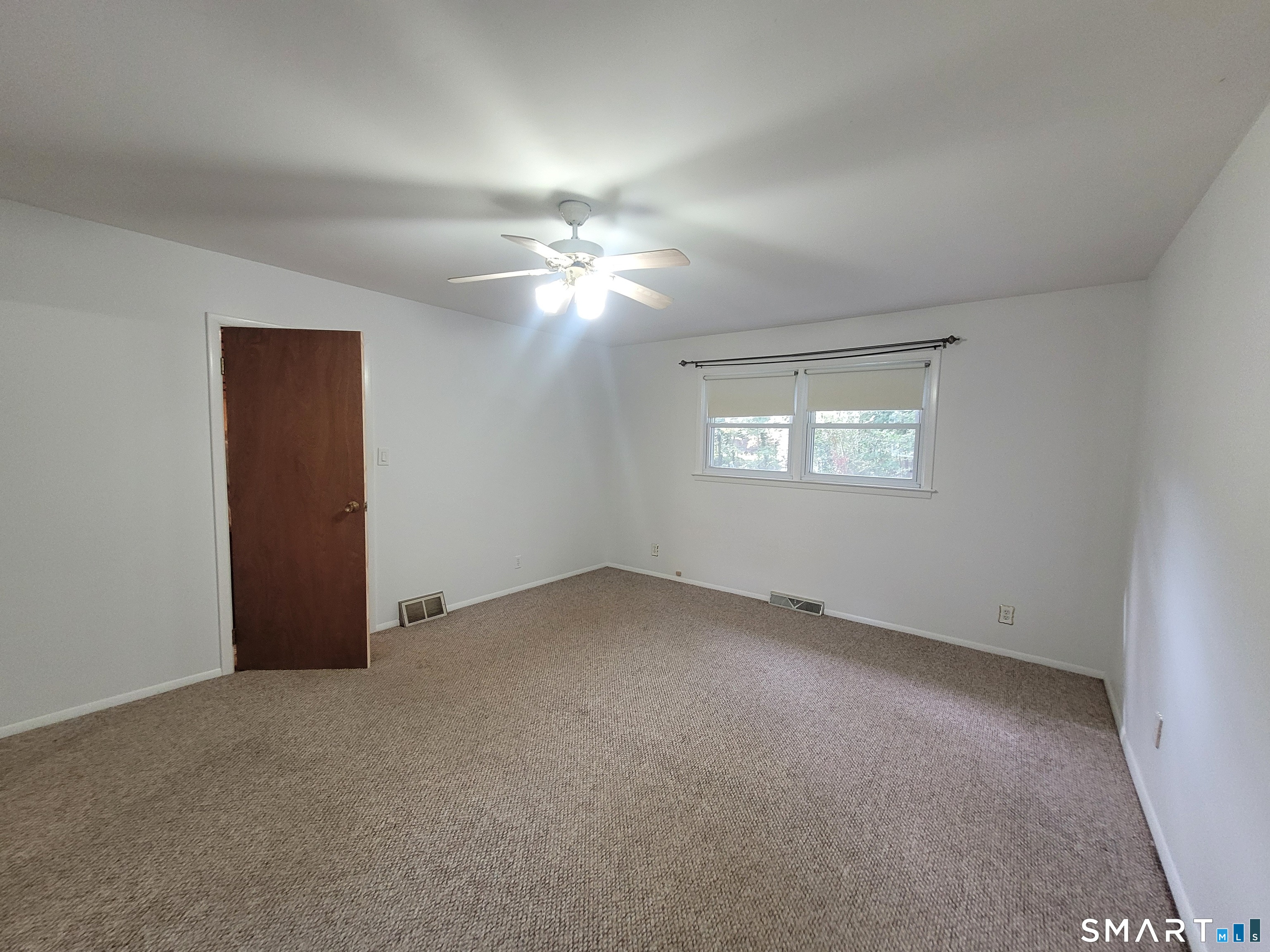 5 Laurel Drive photo 8
