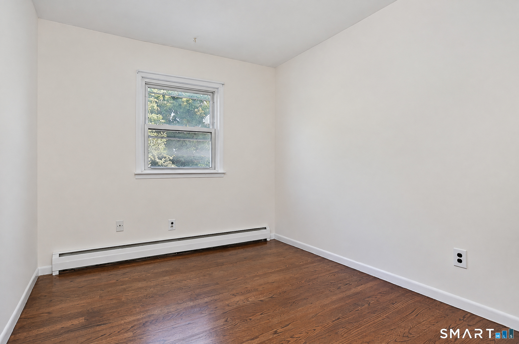 3 Carolyn Avenue photo 17