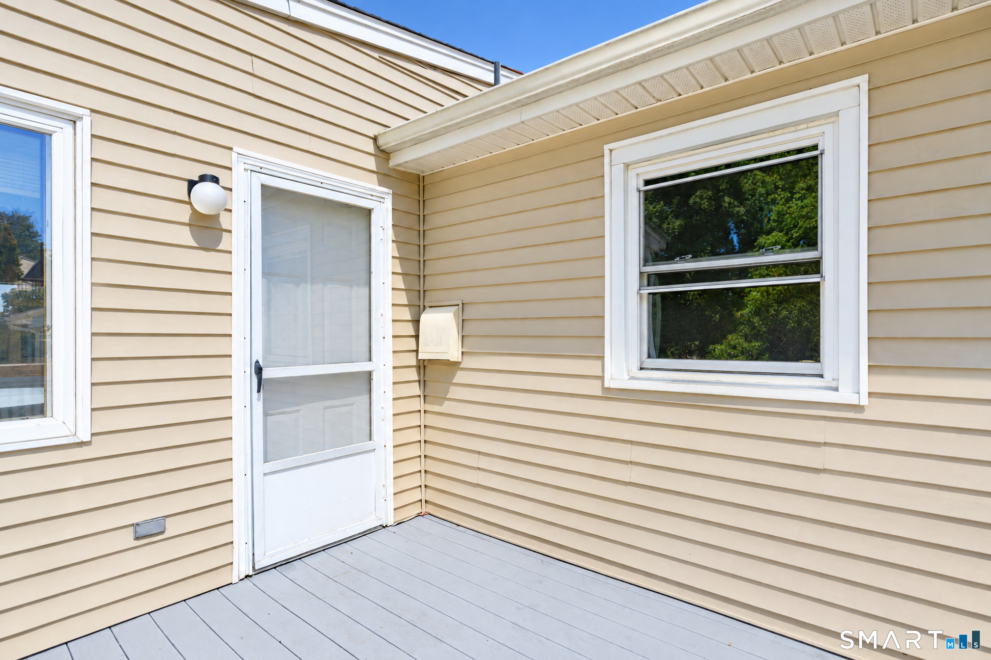 3 Carolyn Avenue photo 25