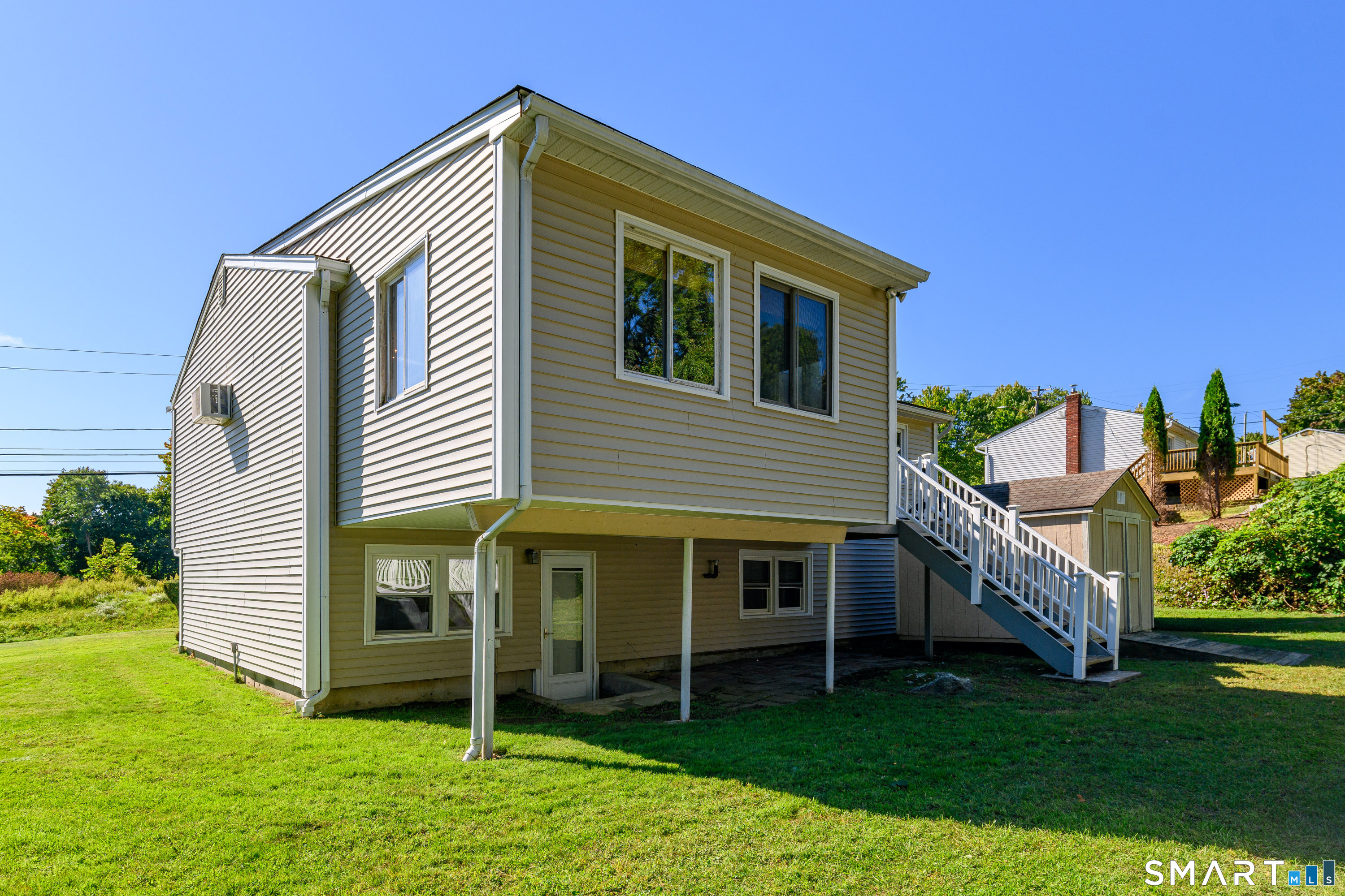 3 Carolyn Avenue photo 28