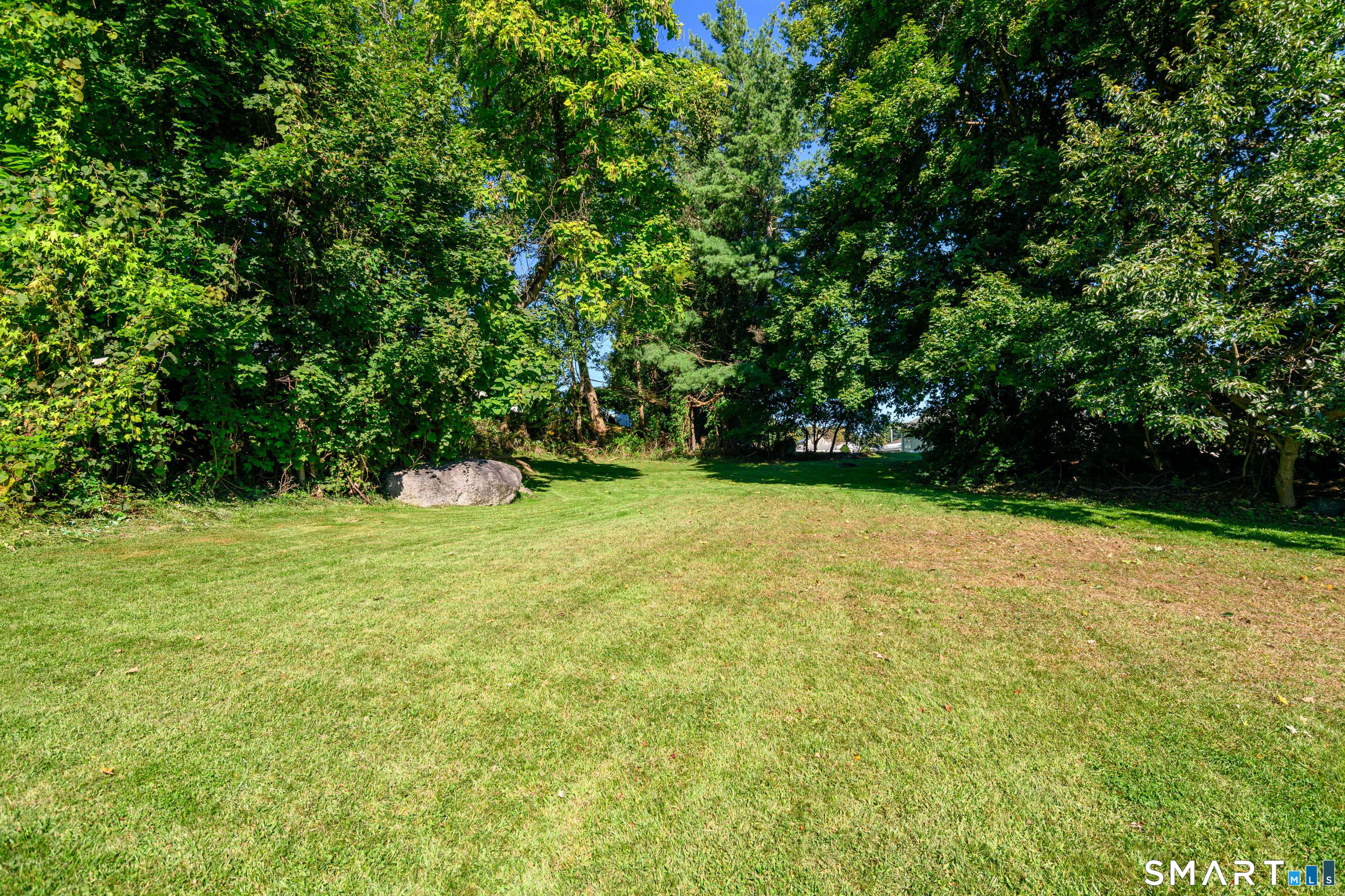 3 Carolyn Avenue photo 29