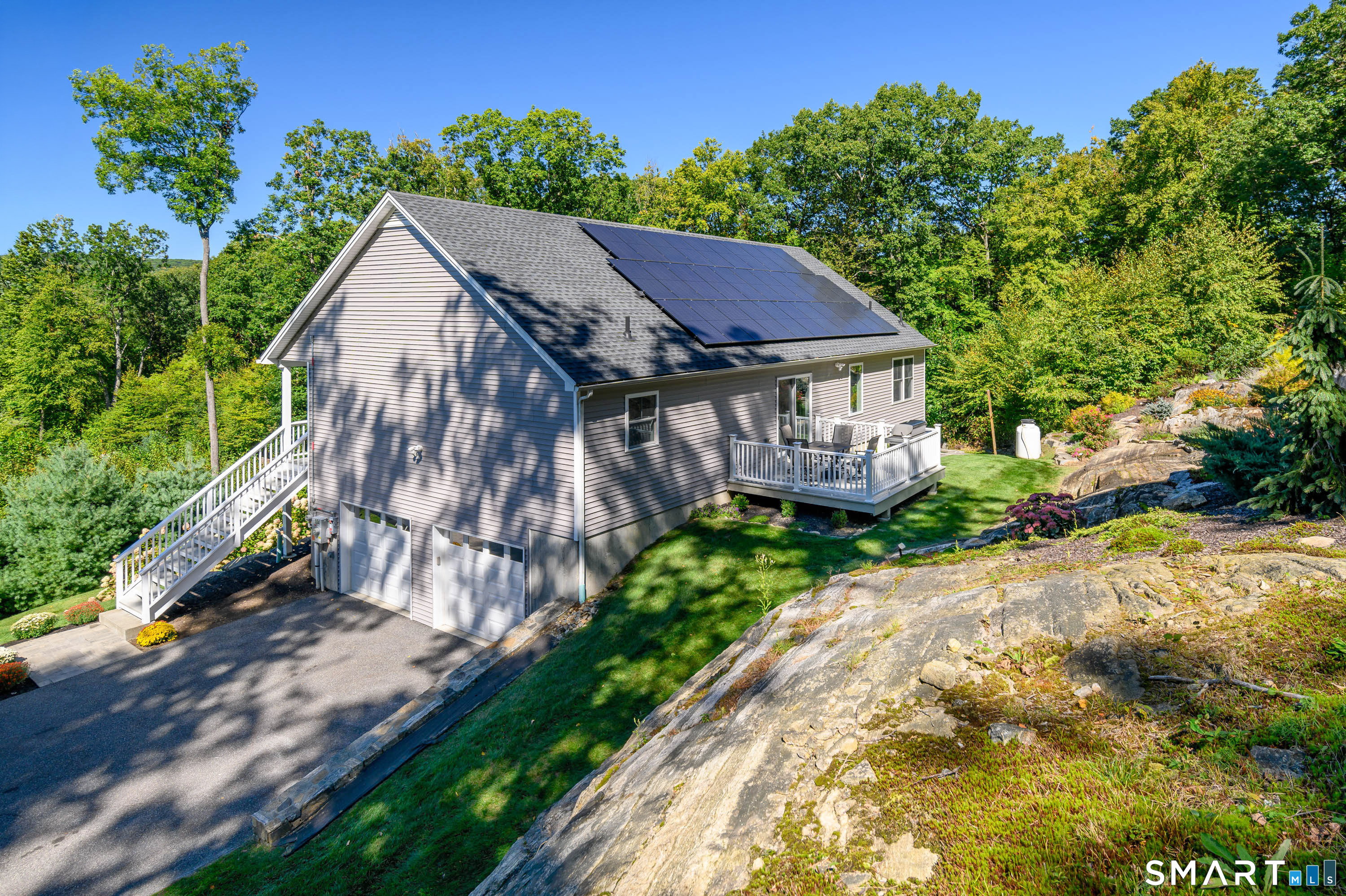 104 Shortwoods Road photo 32