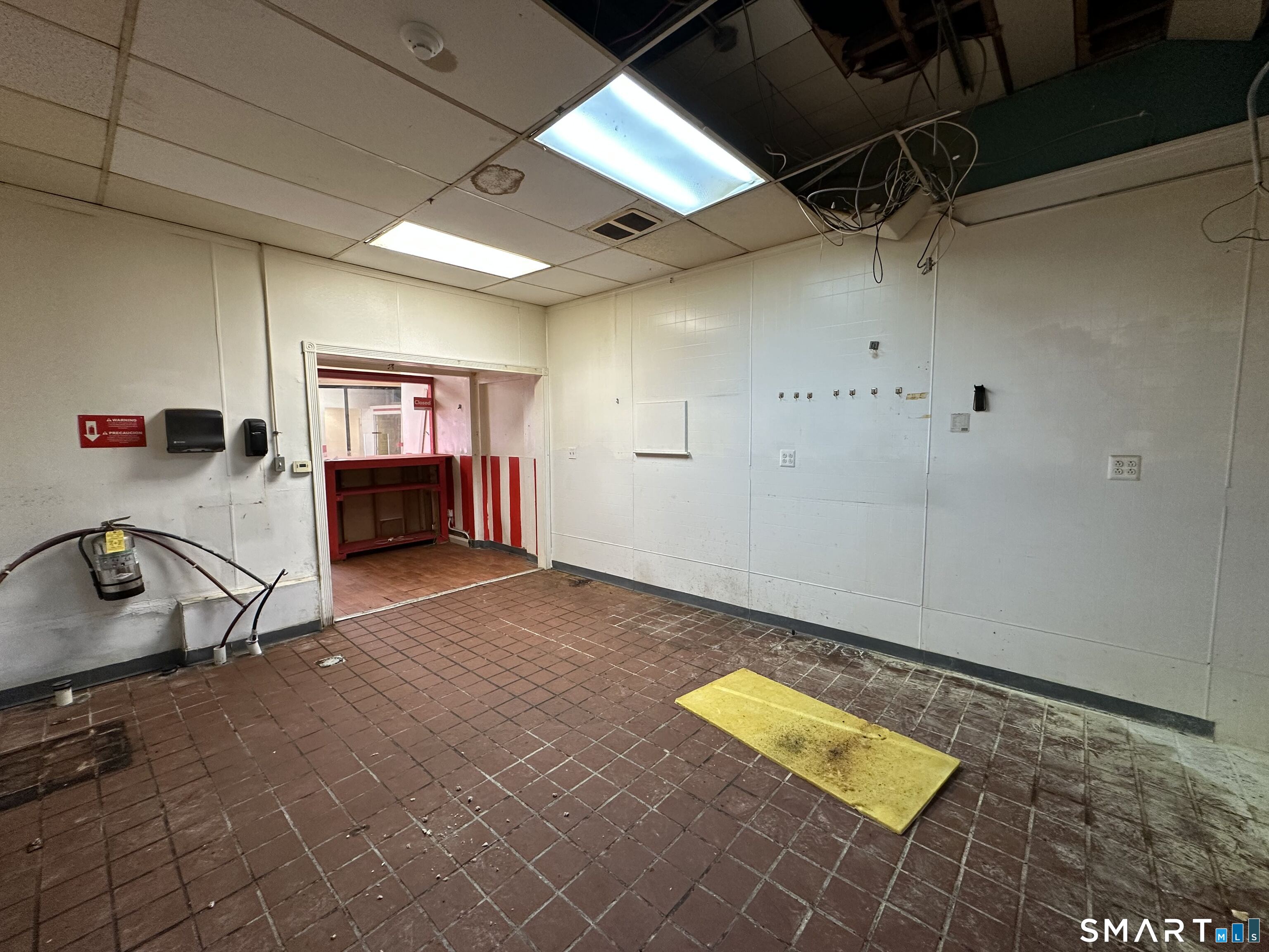 54 Wood Avenue photo 14
