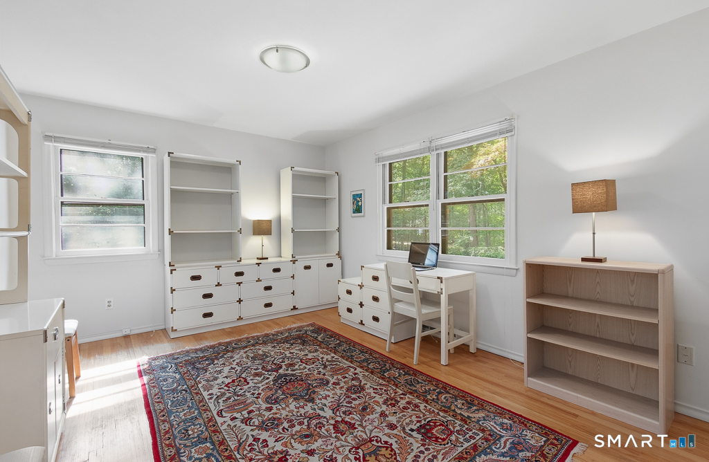 14 Mitchell Lane photo 24