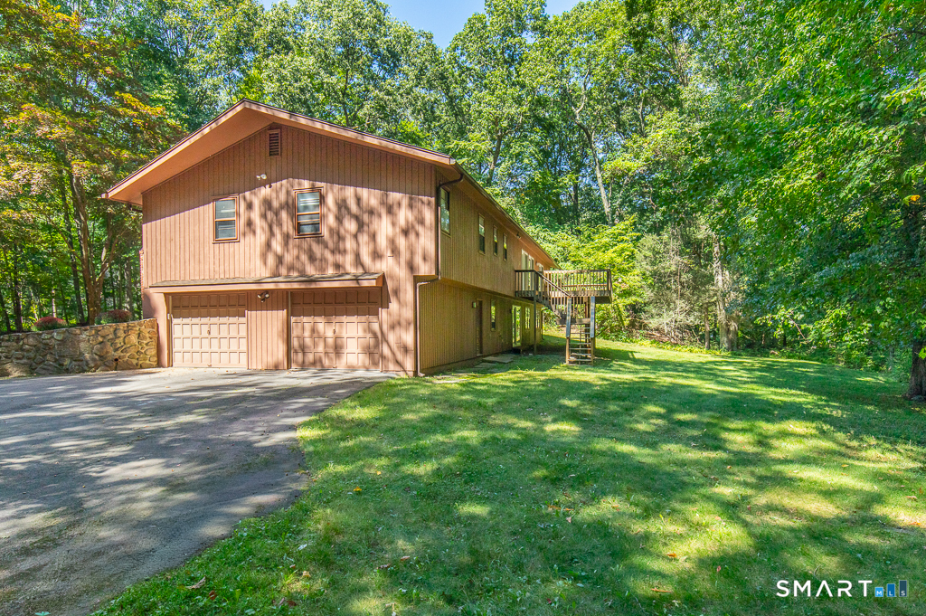 14 Mitchell Lane photo 37