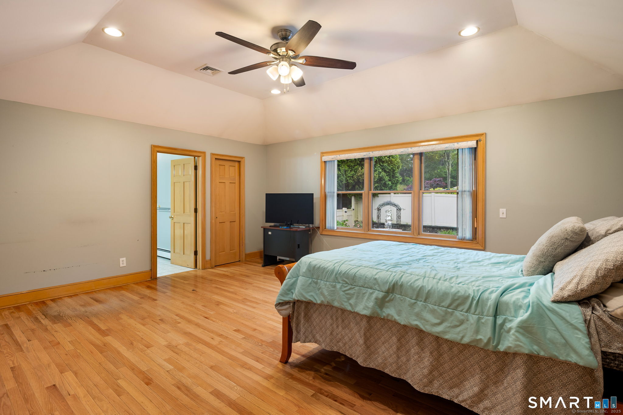 4 Florence Drive photo 20