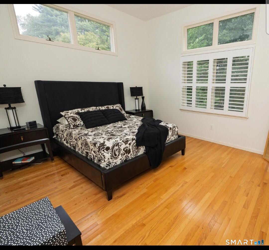 40 Riverwalk Drive photo 16