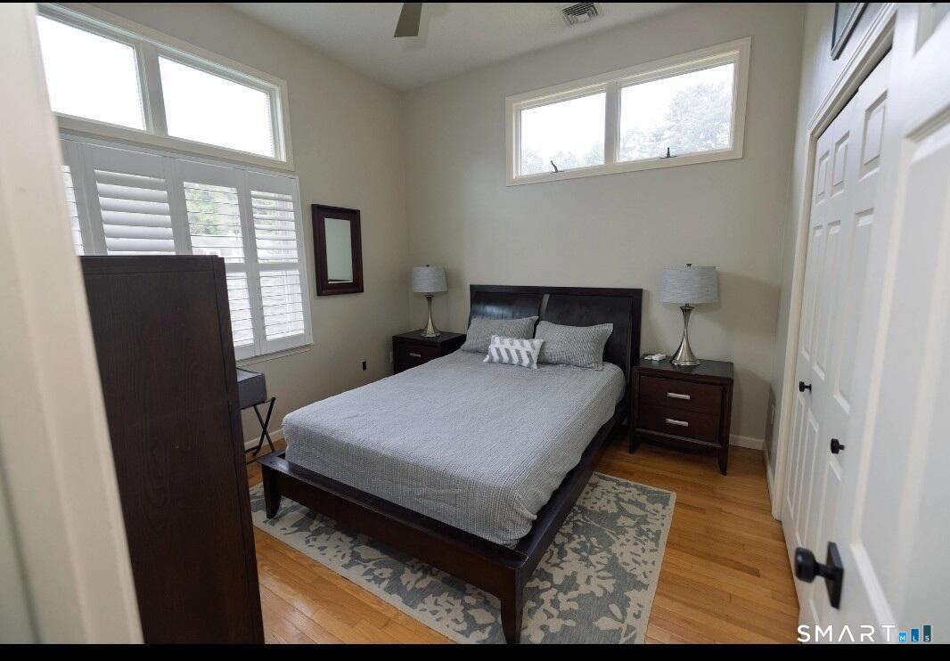 40 Riverwalk Drive photo 21