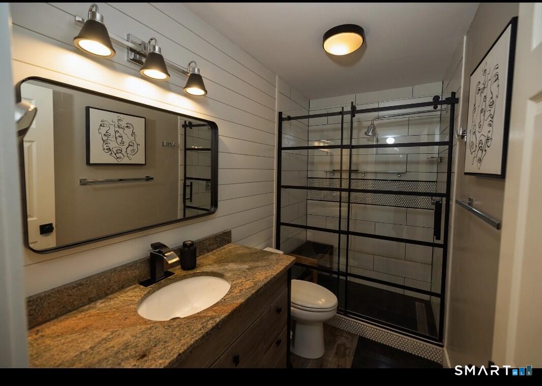 40 Riverwalk Drive photo 22