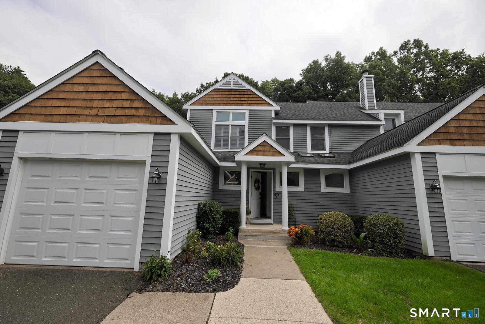 40 Riverwalk Drive photo 26