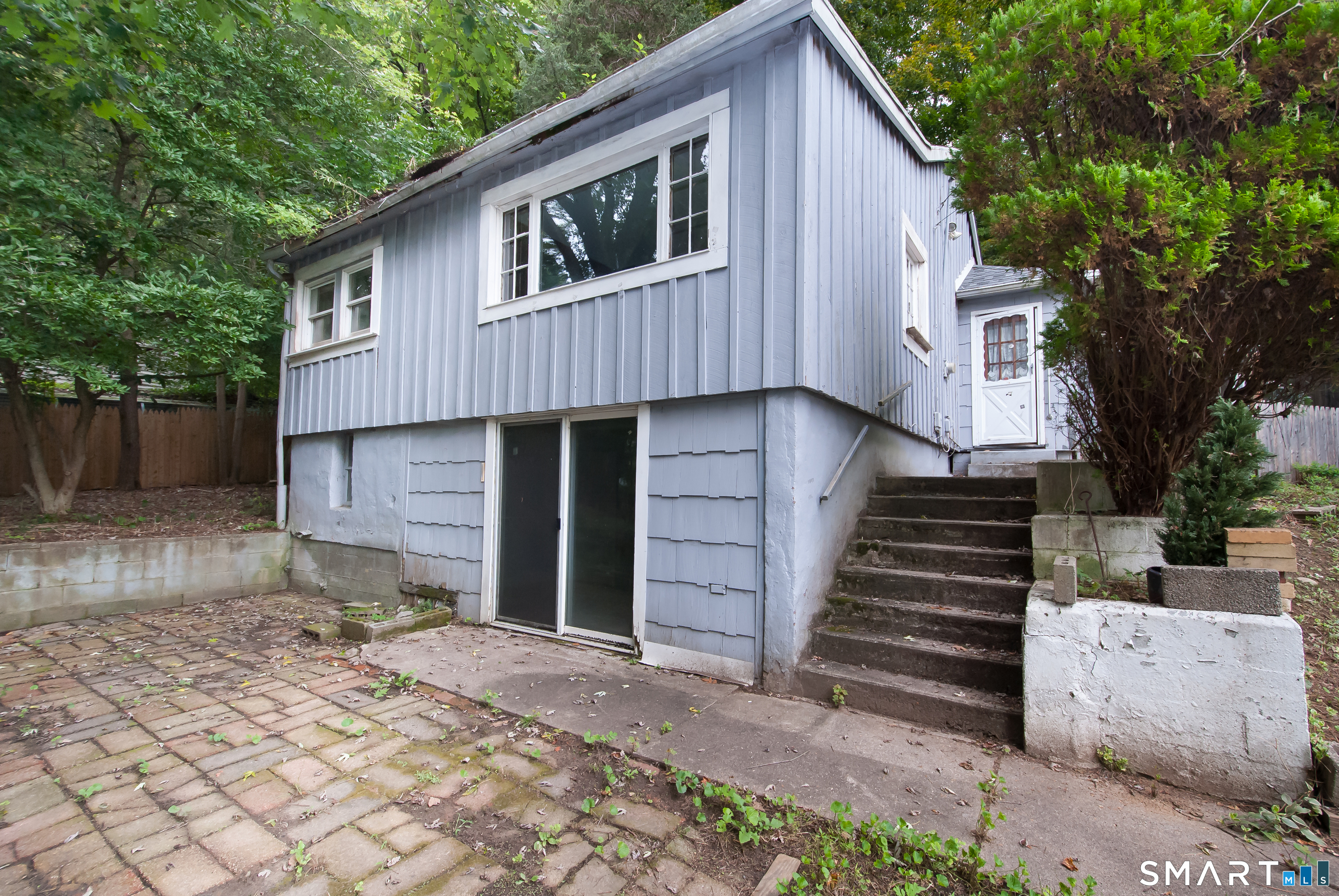 Photo 1 of Single family home for sale at 21 Riviera Ter, Oxford, CT 06478 | MLS# 24209824 | Listing updated on 2026-09-27