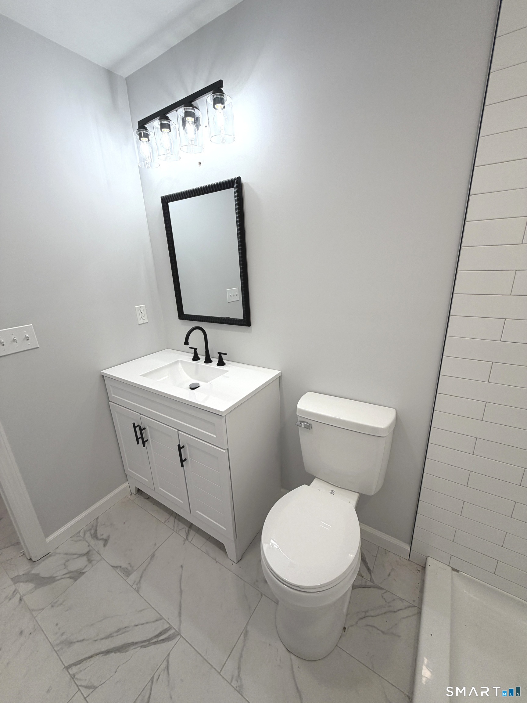19 Topstone Drive photo 33