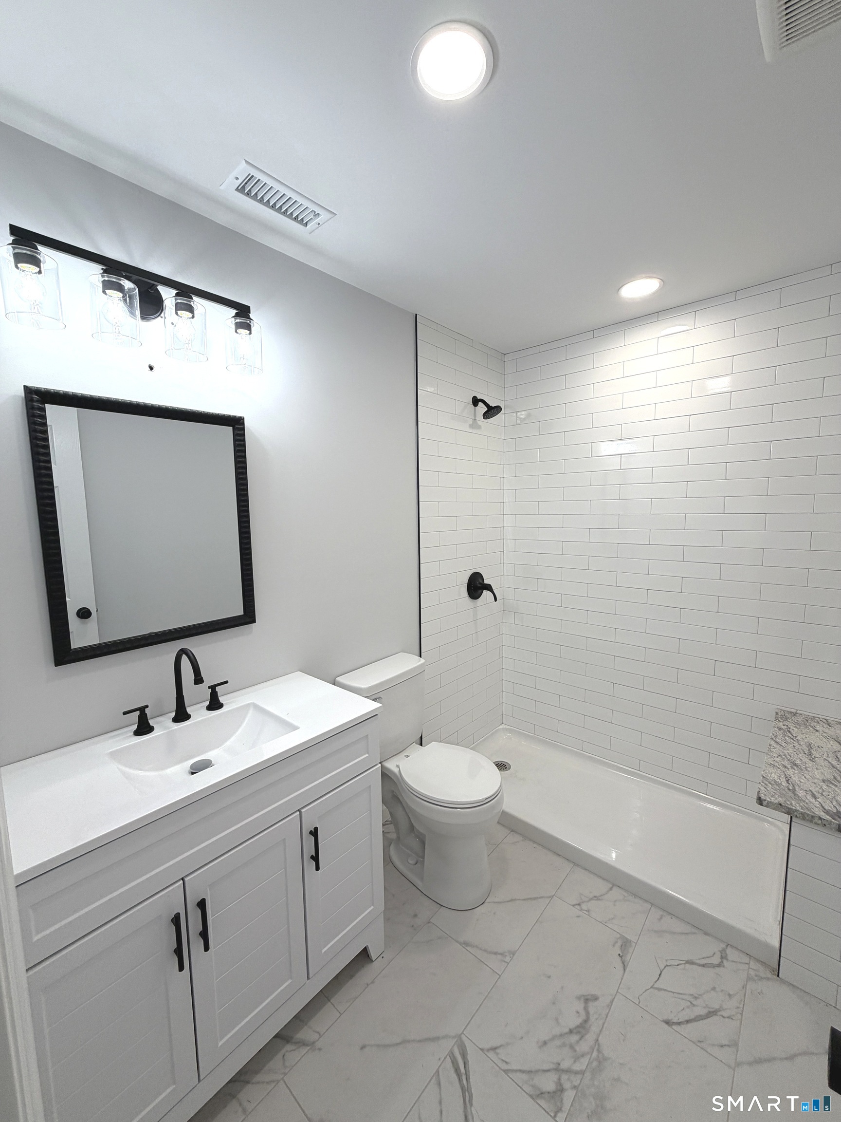 19 Topstone Drive photo 34