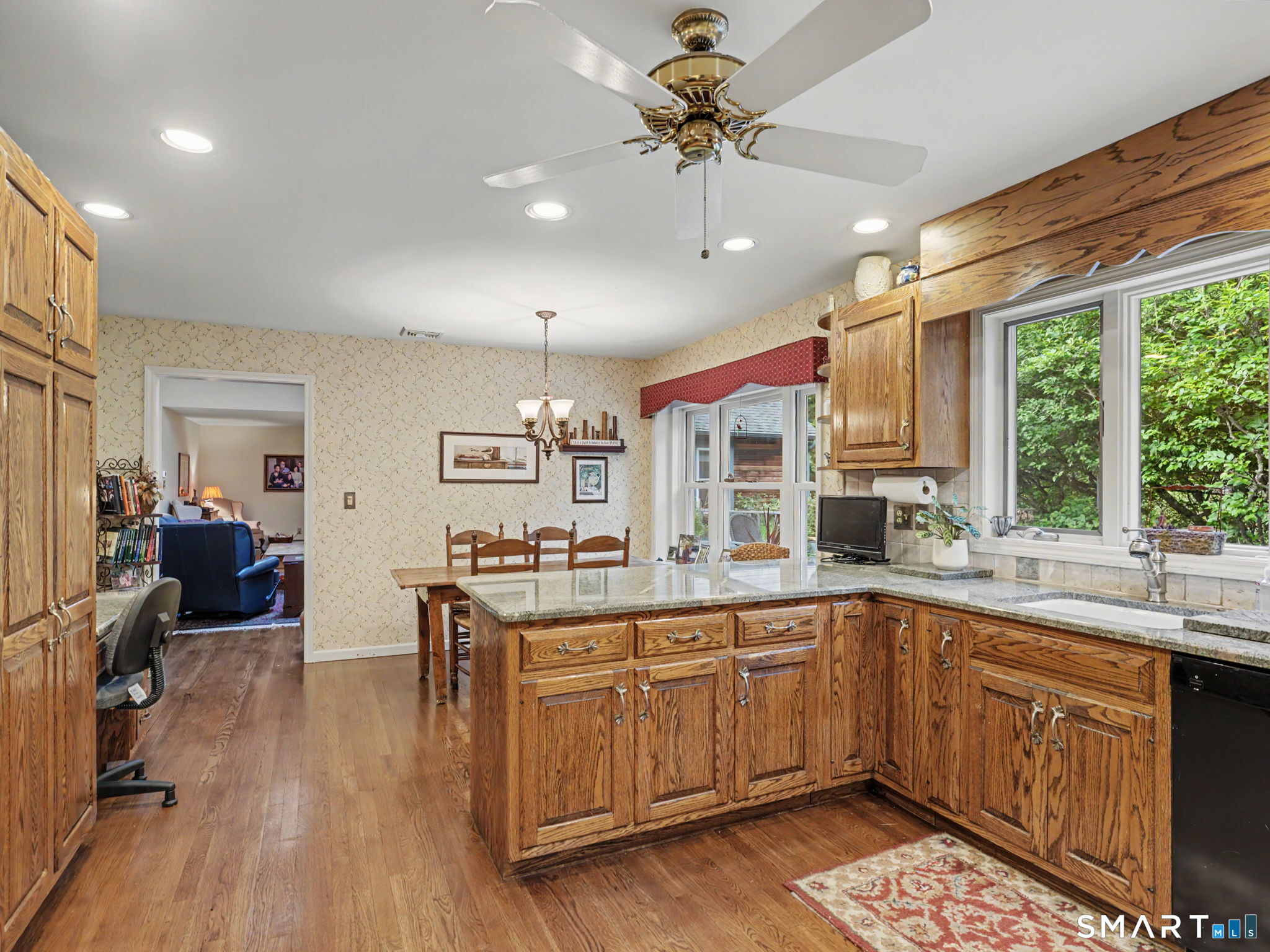 59 Hannah Lane photo 11