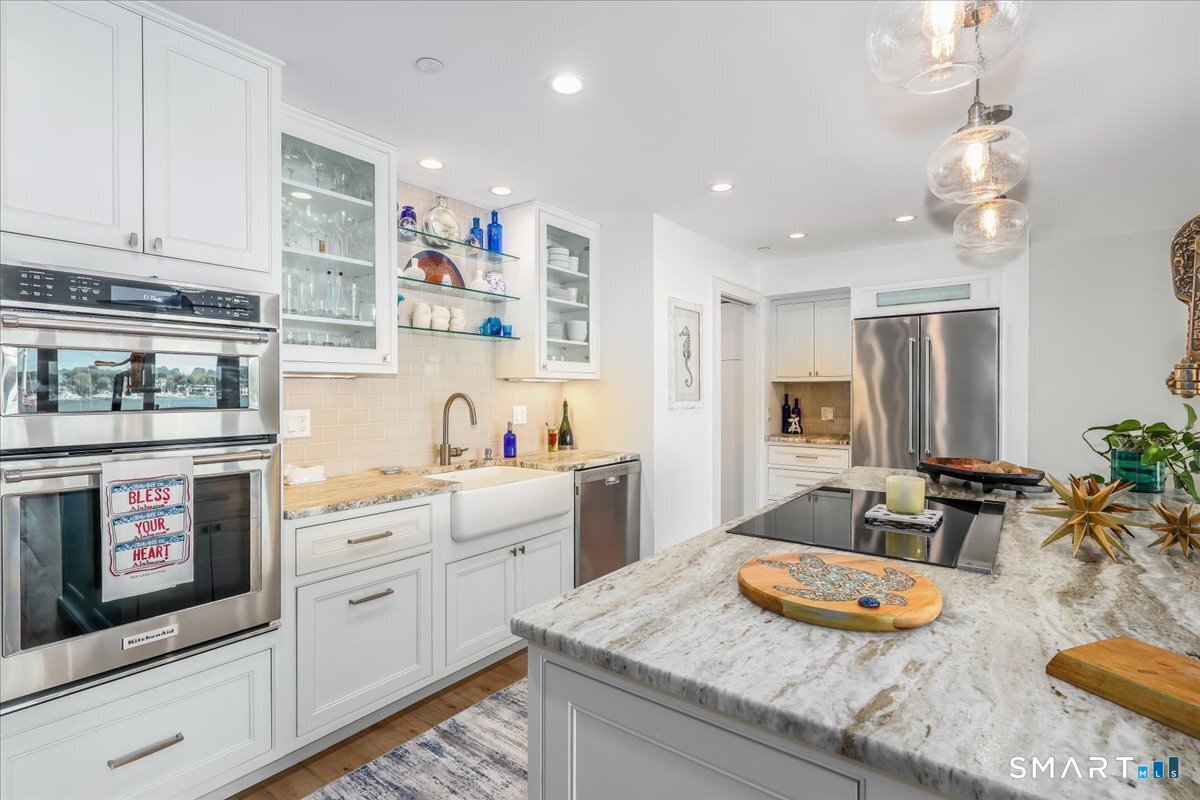 26 Cove Avenue Unit #2B photo 15