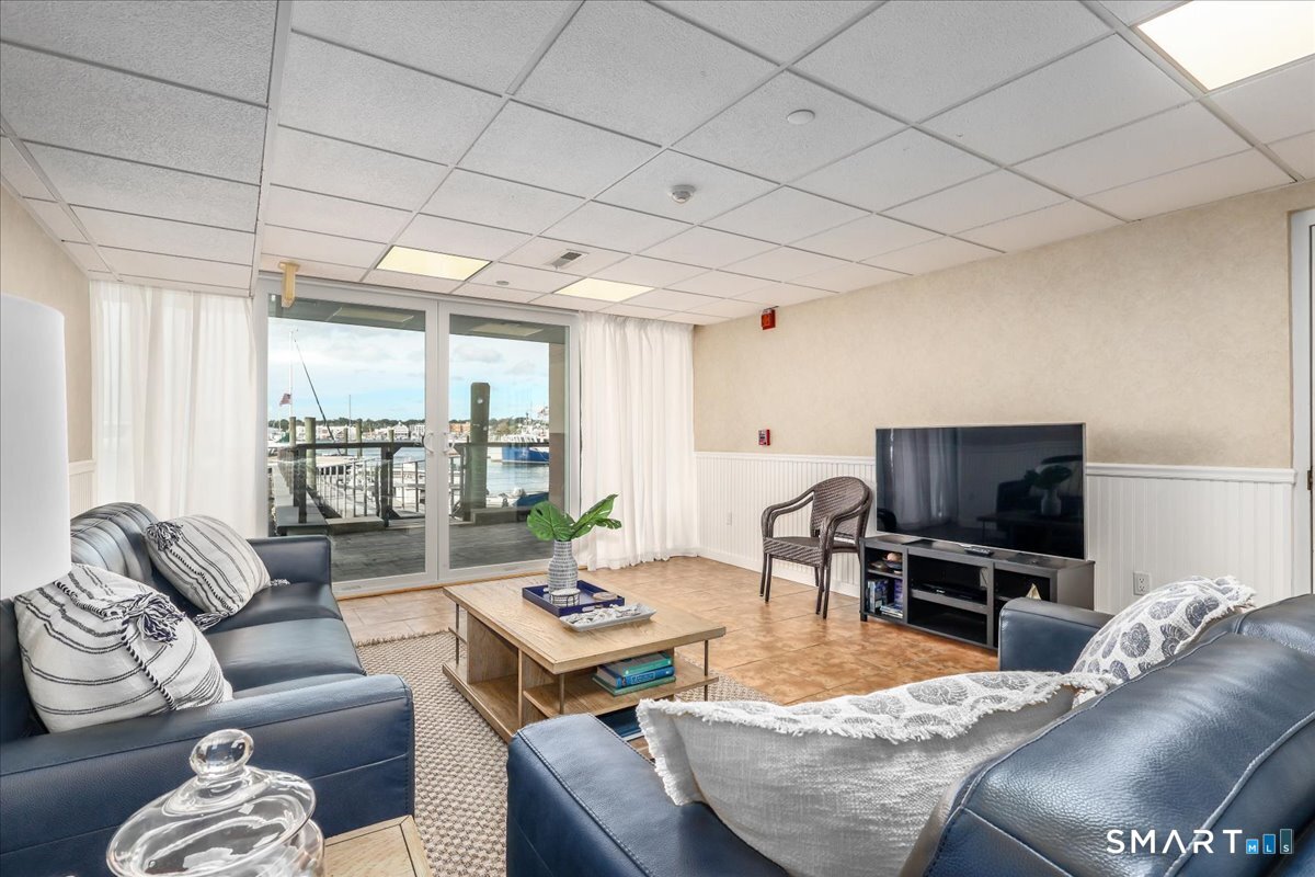 26 Cove Avenue Unit #2B photo 29