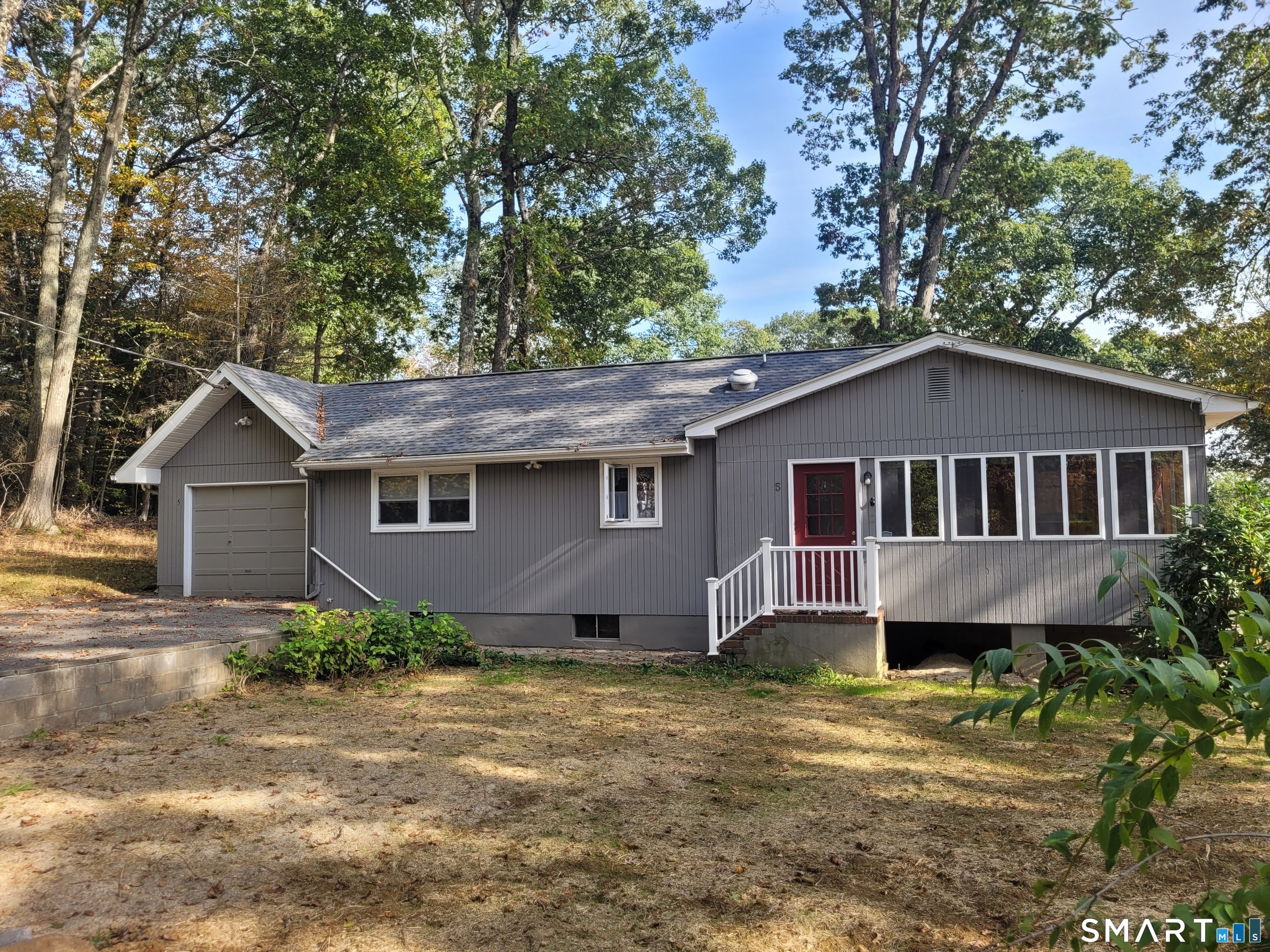 5 Laurel Drive