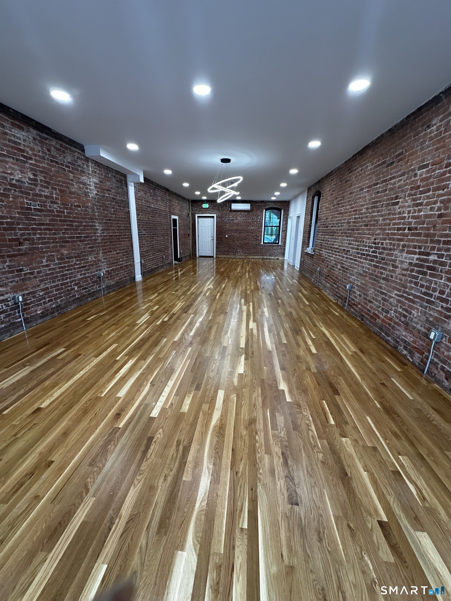 181 West Street photo 2
