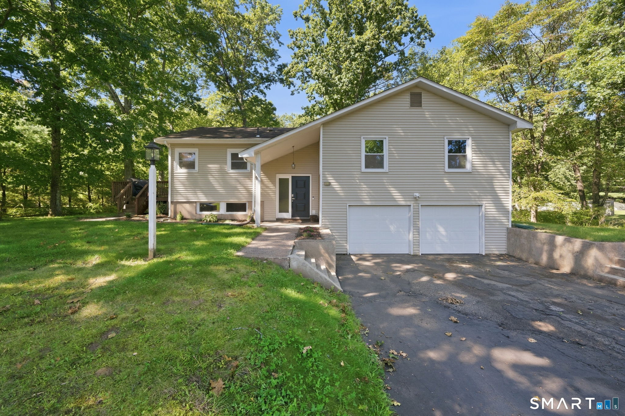 485 Foster Road photo 36