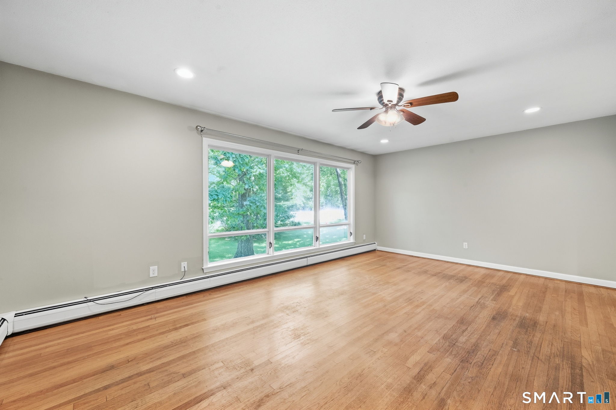 485 Foster Road photo 10
