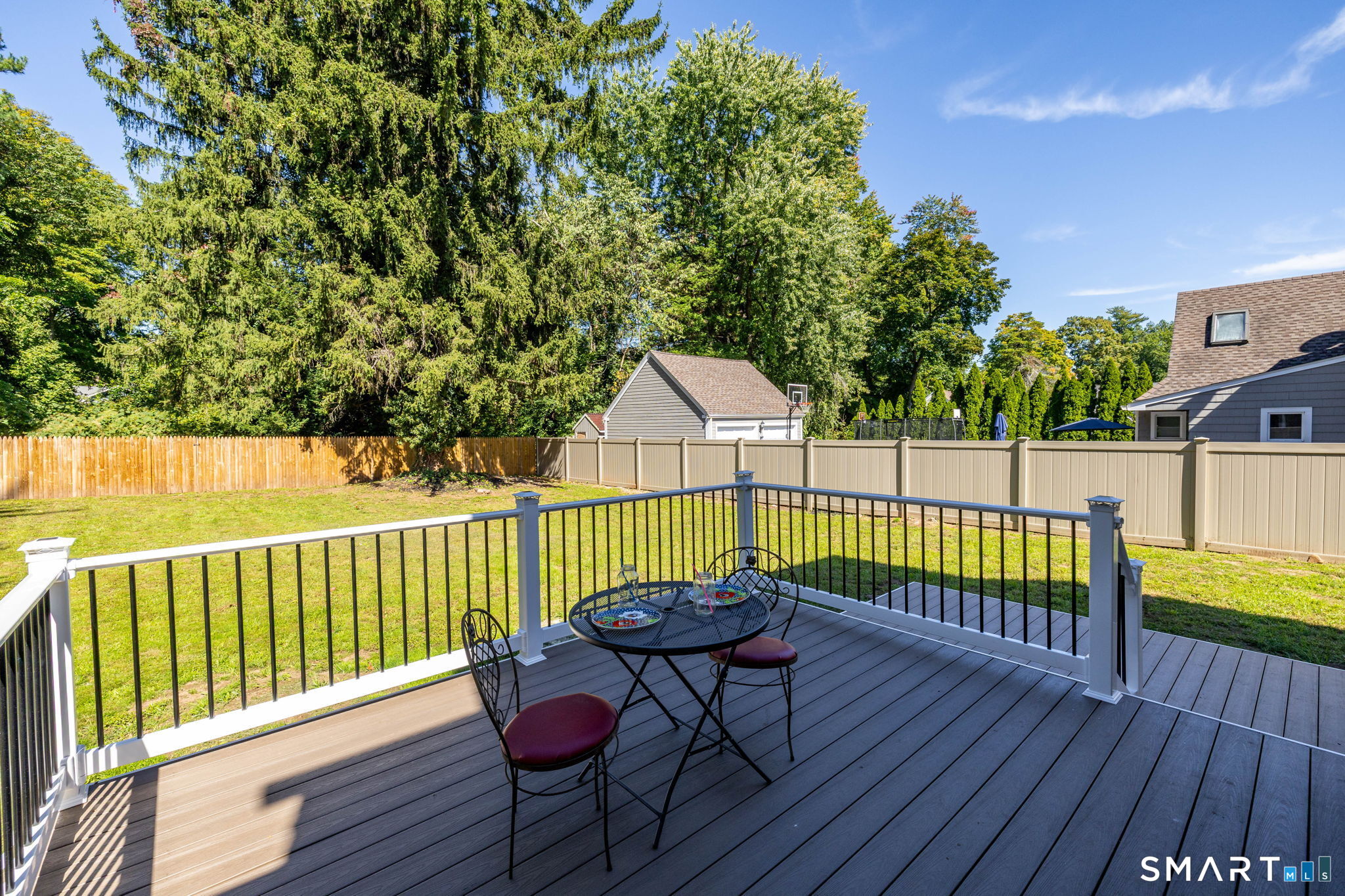 18 Eastview Street photo 36
