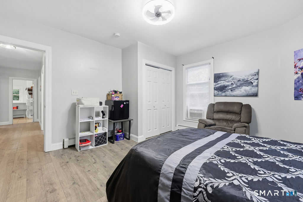118 Reservoir Avenue photo 16