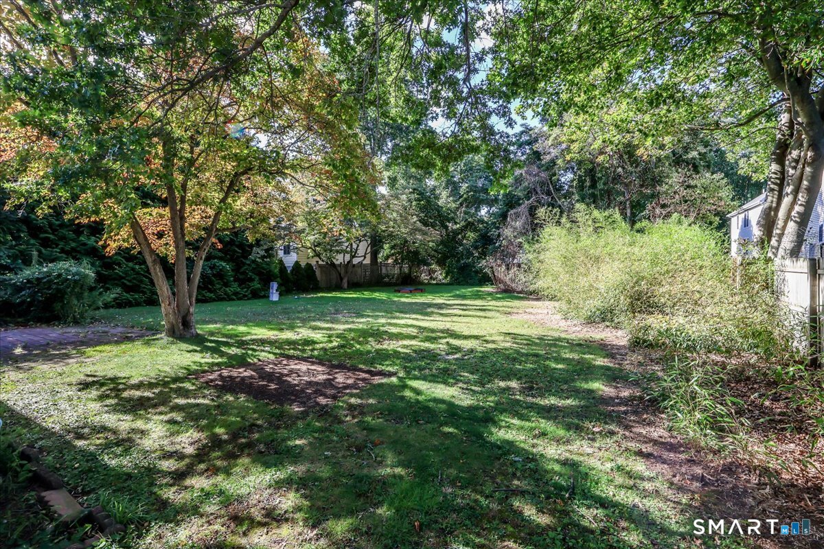 266 Alden Street photo 6